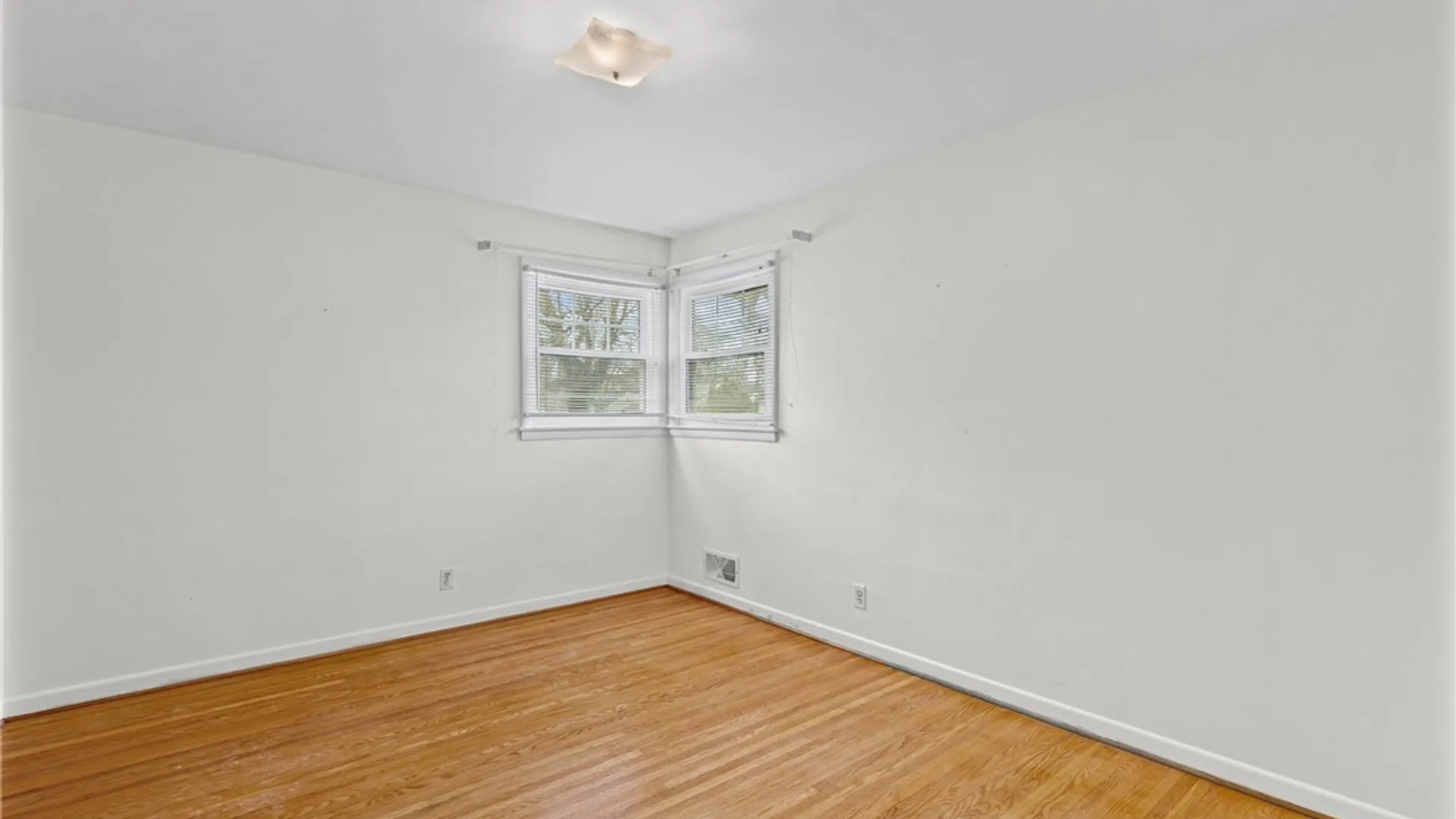 Property at 254 Vinedale Avenue, Irondequoit, NY 14622 16