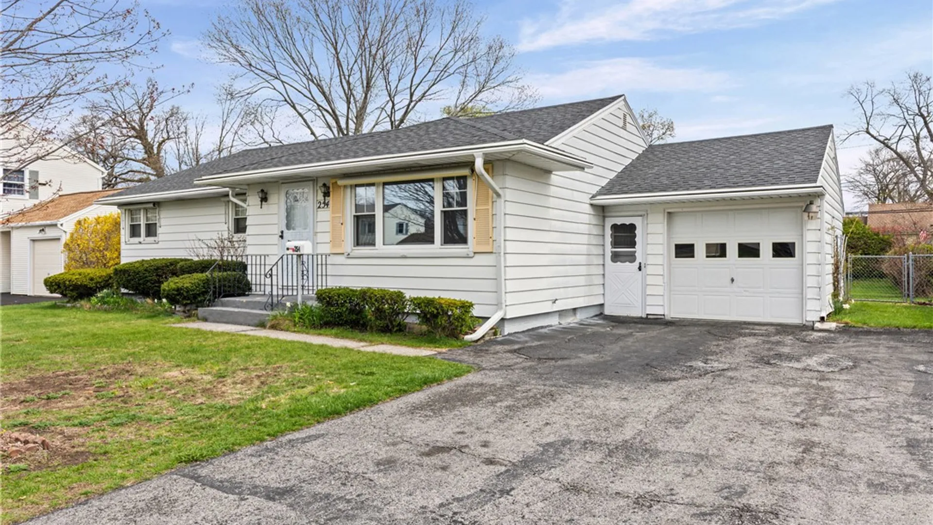 Property at 254 Vinedale Avenue, Irondequoit, NY 14622 3