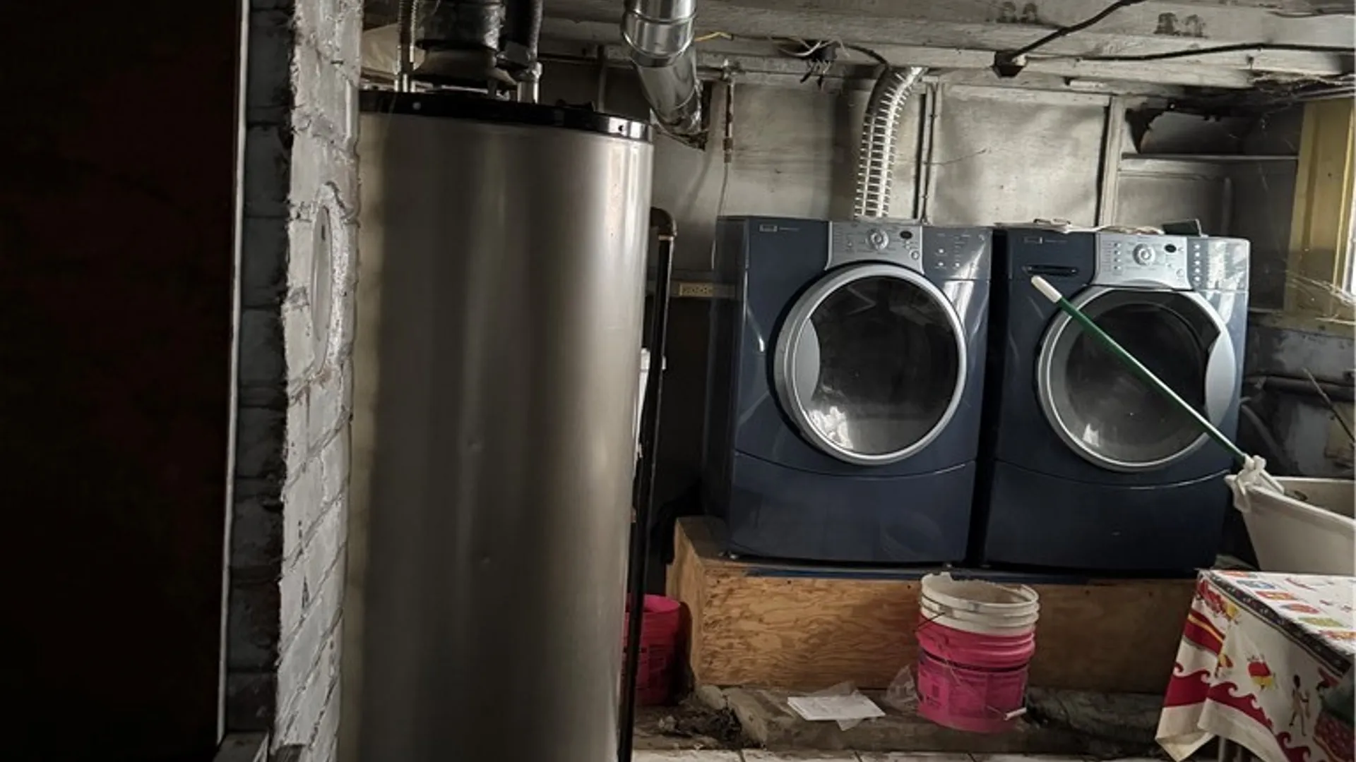 Property at 23 Aldrich Place, Buffalo, NY 14220 28