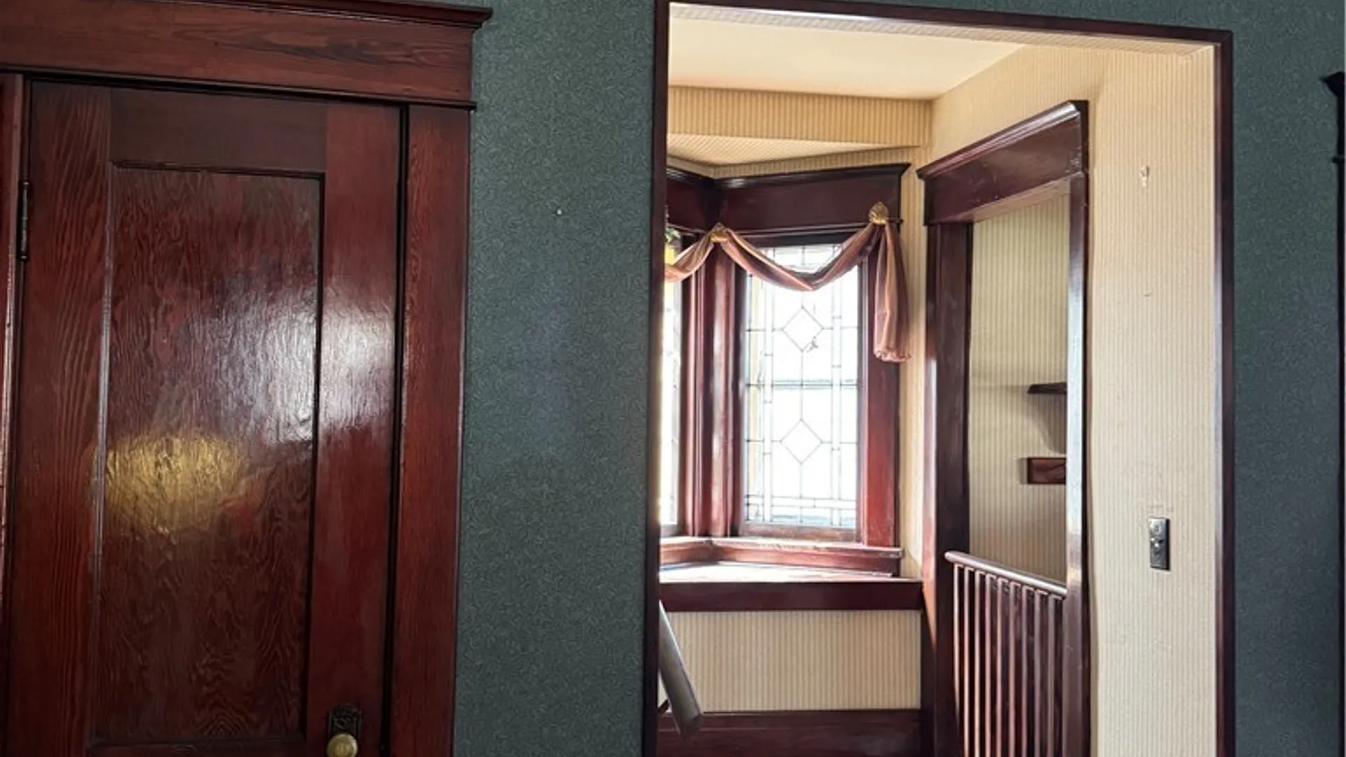 Property at 23 Aldrich Place, Buffalo, NY 14220 7