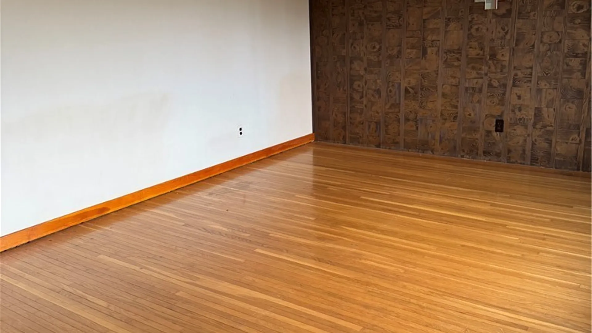 Property at 208 Nancycrest Lane, West Seneca, NY 14224 9