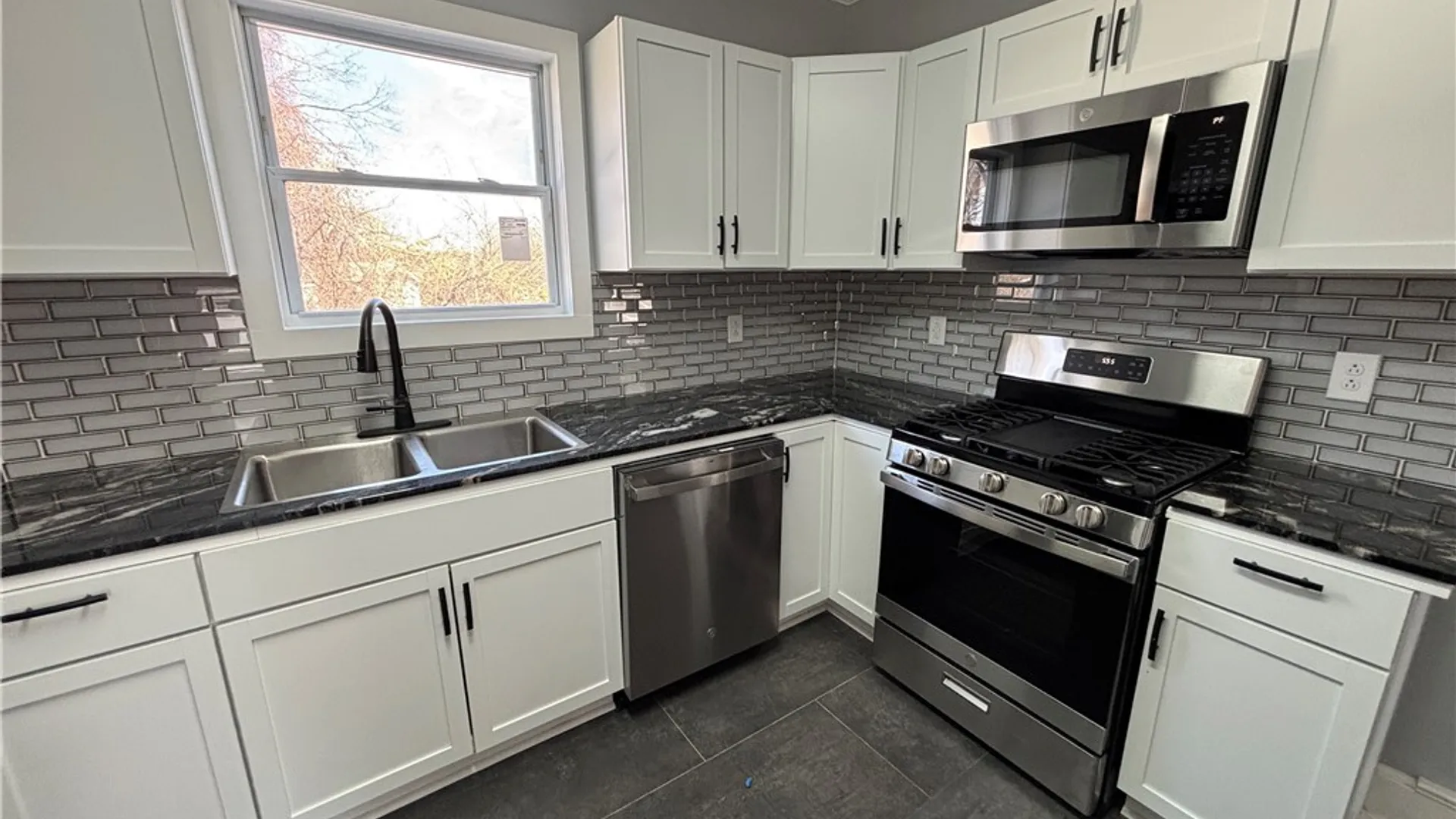 Property at 110 Westcott Street, Syracuse, NY 13210 16