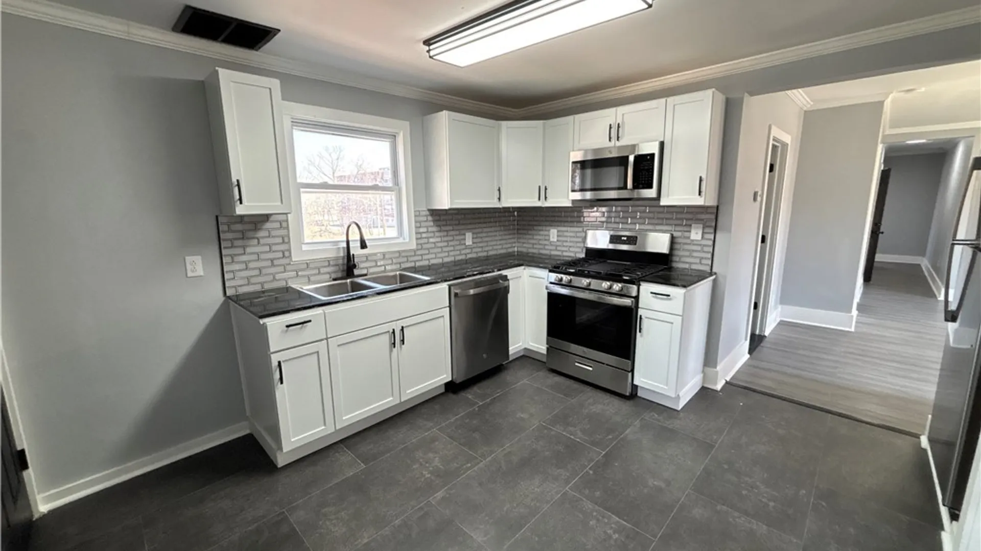 Property at 110 Westcott Street, Syracuse, NY 13210 17