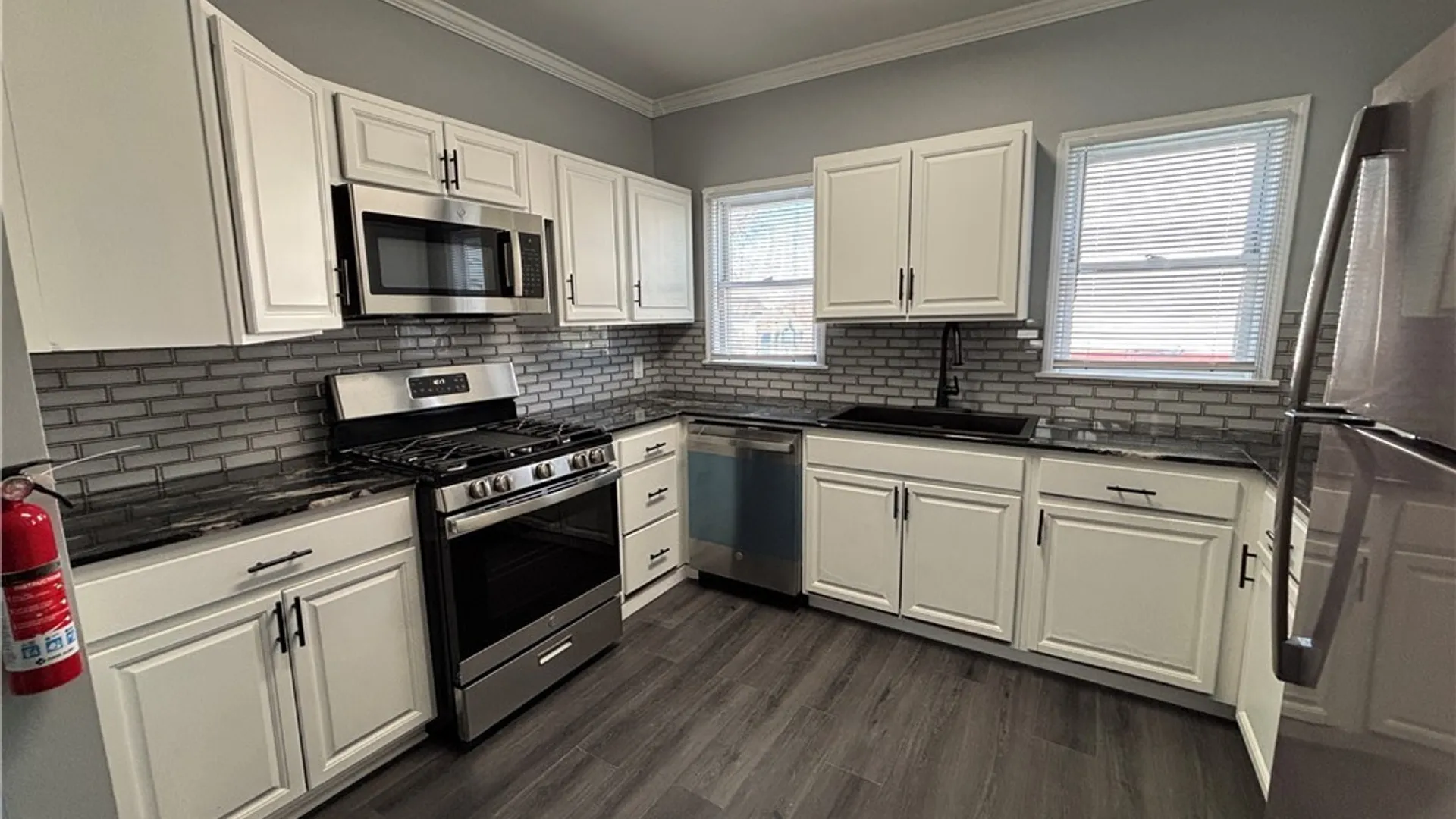 Property at 208 Westcott Street, Syracuse, NY 13210 7