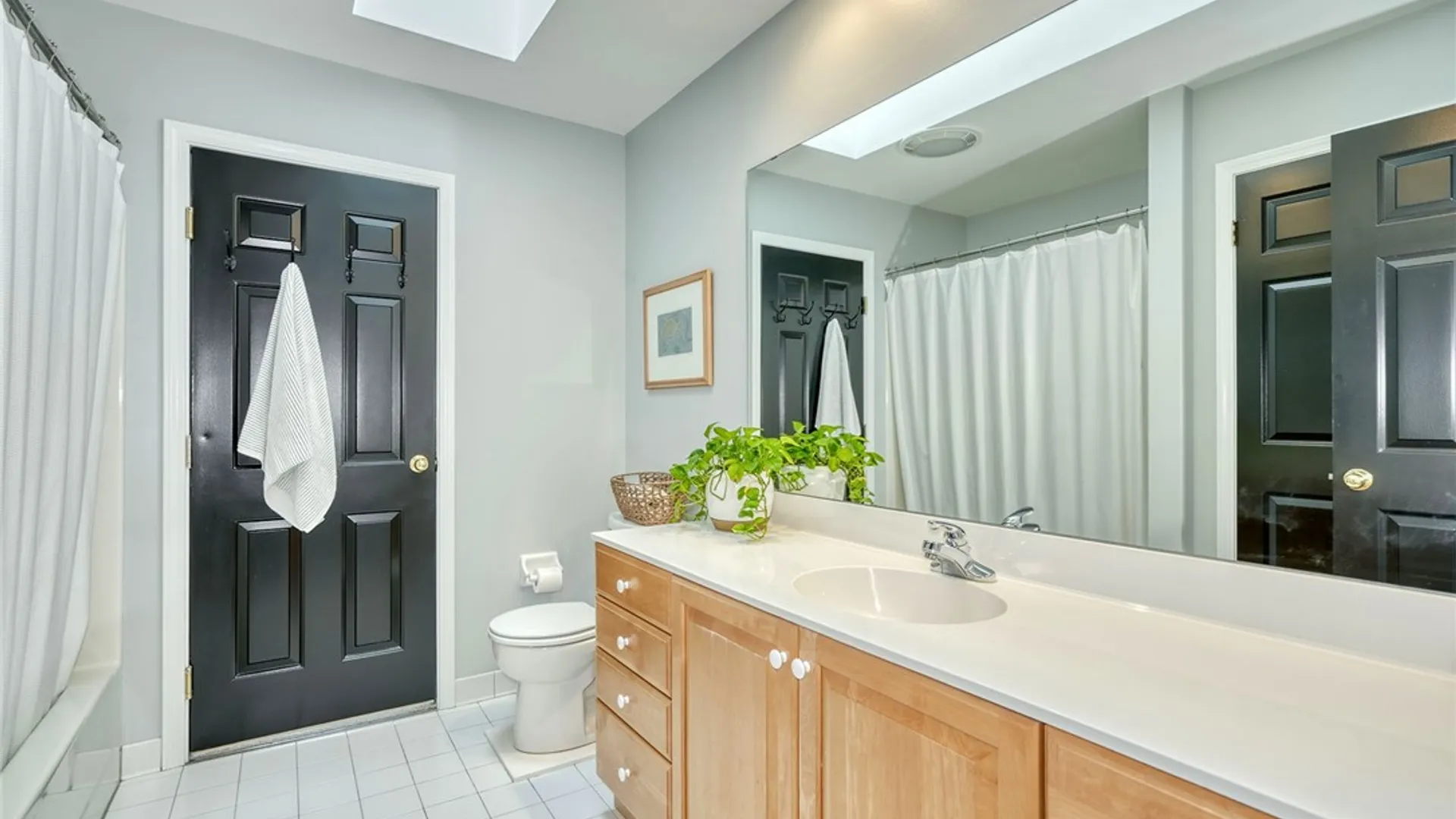 Property at 3442 Woodlands Circle, Walworth, NY 14502 32