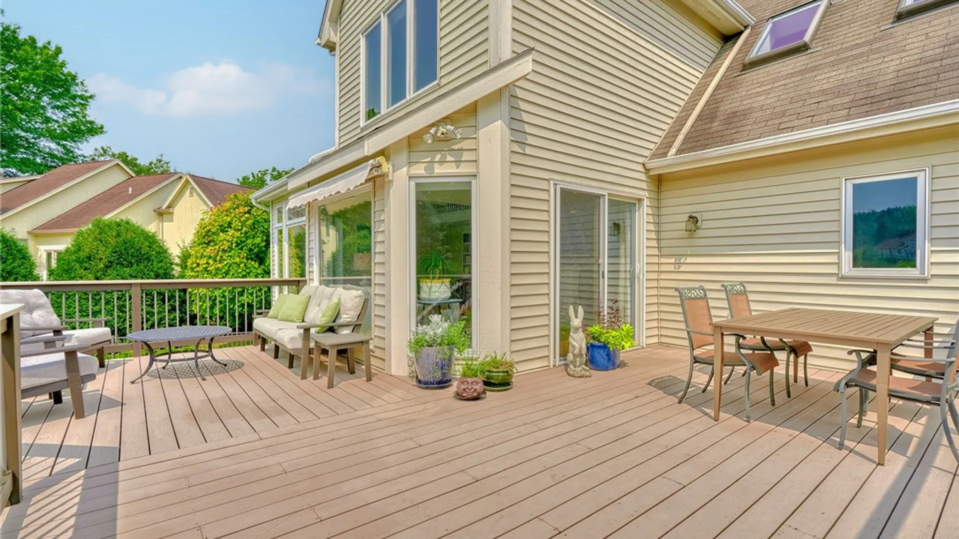 Property at 3442 Woodlands Circle, Walworth, NY 14502 4