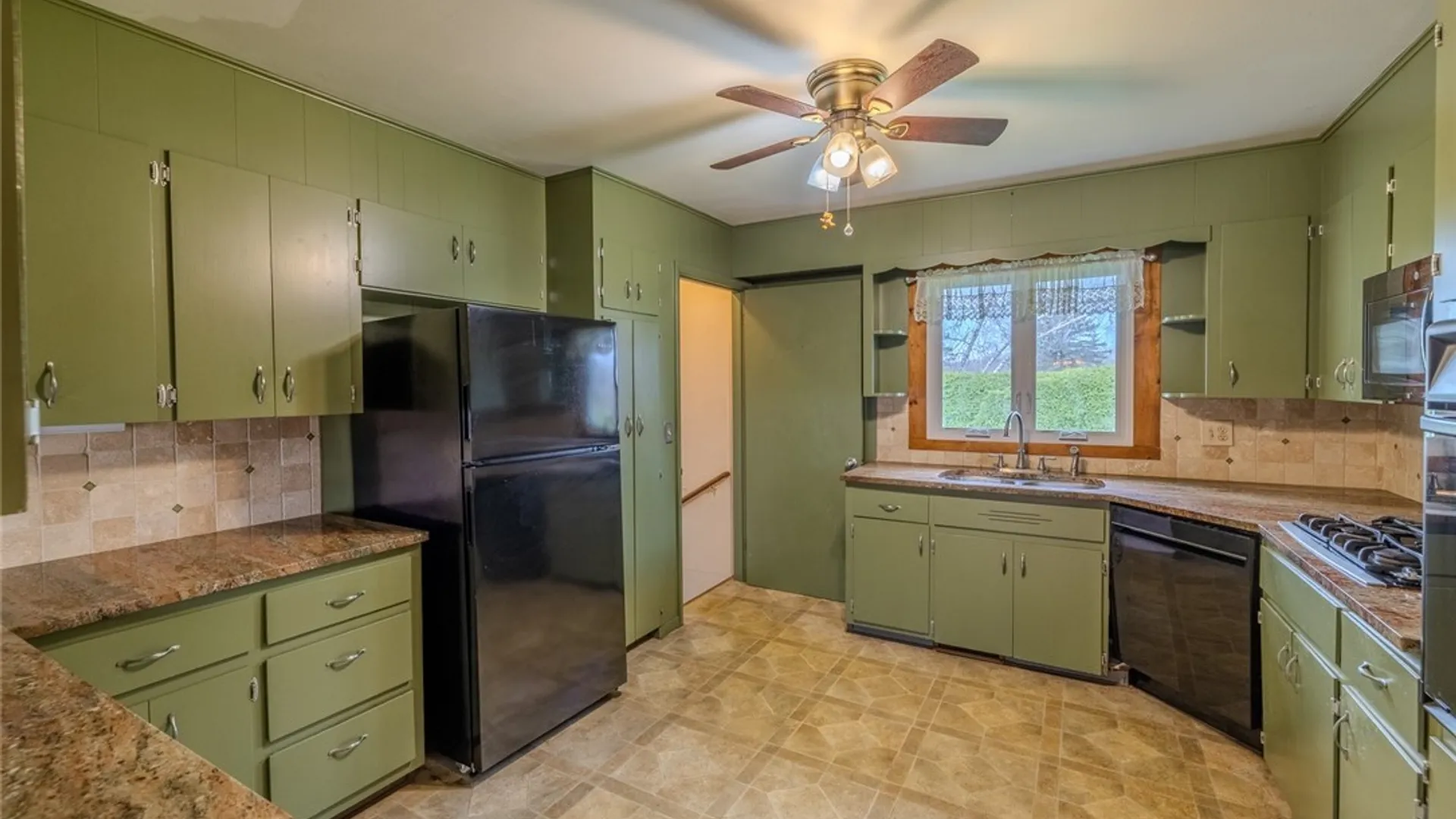 Property at 6 Grago Boulevard, Lenox, NY 13032 11