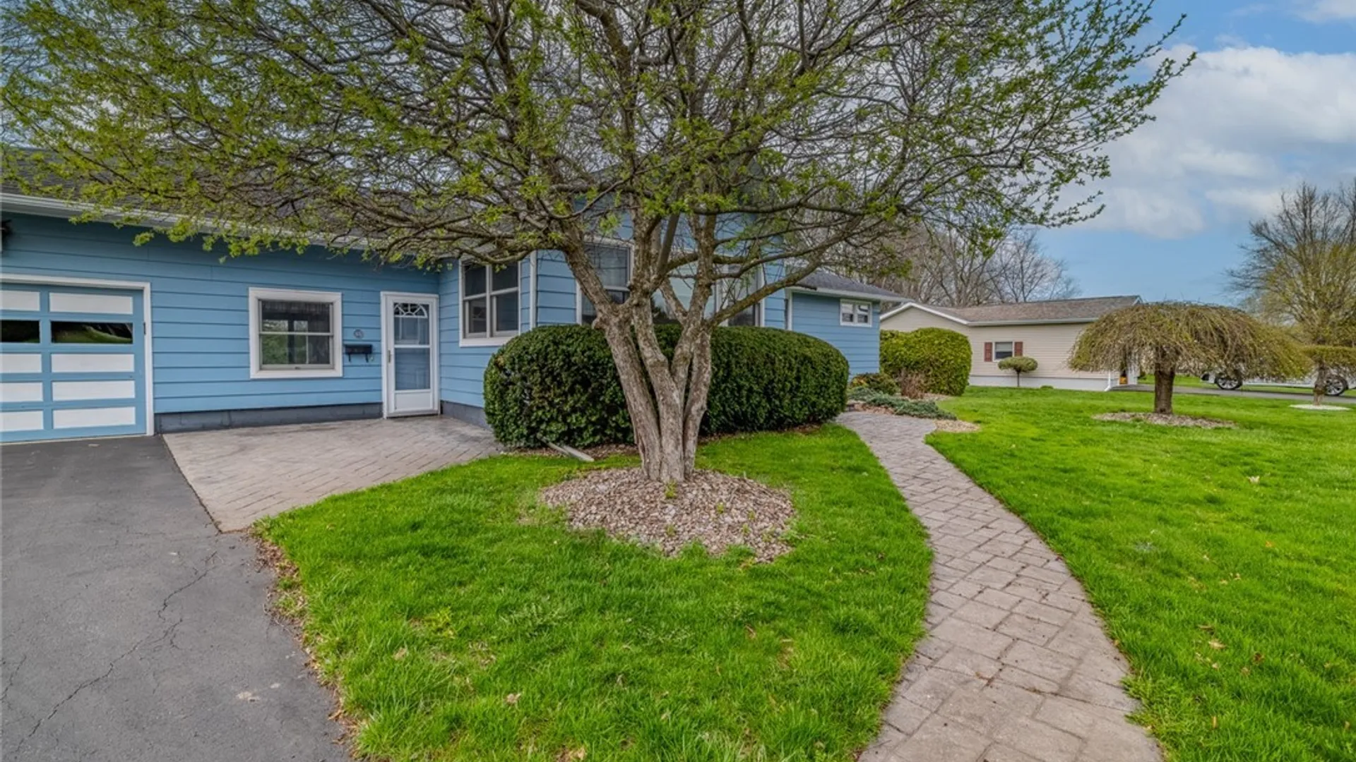 Property at 6 Grago Boulevard, Lenox, NY 13032 5