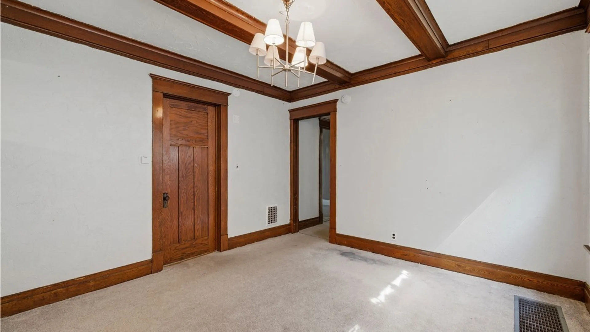 Property at 40 Wakefield Avenue, Buffalo, NY 14214 10