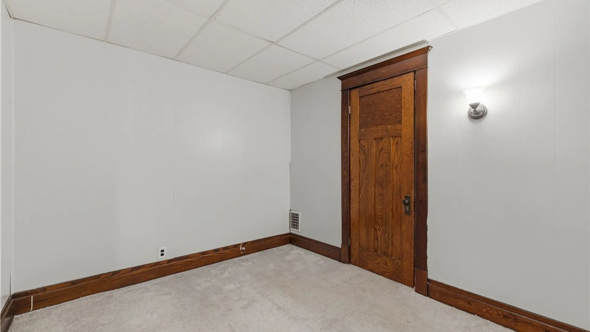 Property at 40 Wakefield Avenue, Buffalo, NY 14214 13