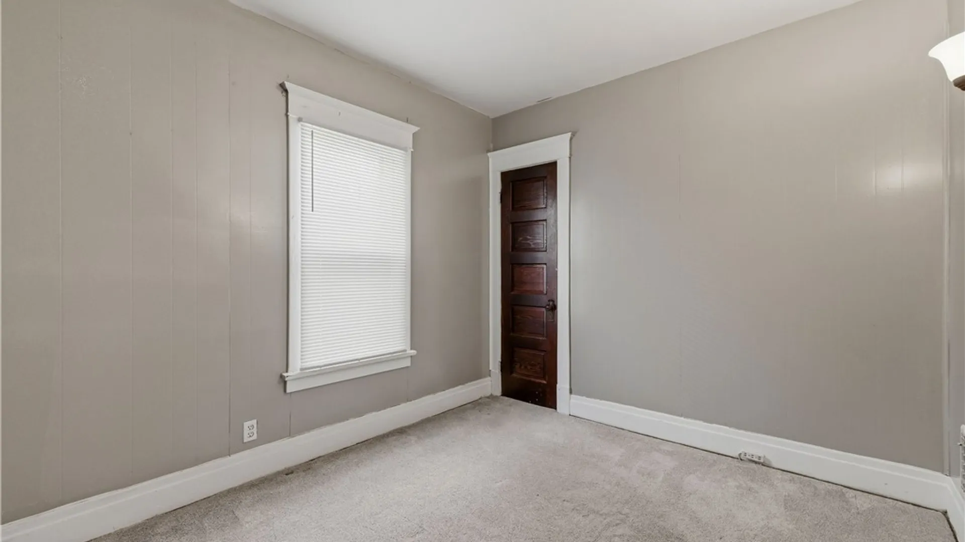 Property at 40 Wakefield Avenue, Buffalo, NY 14214 15