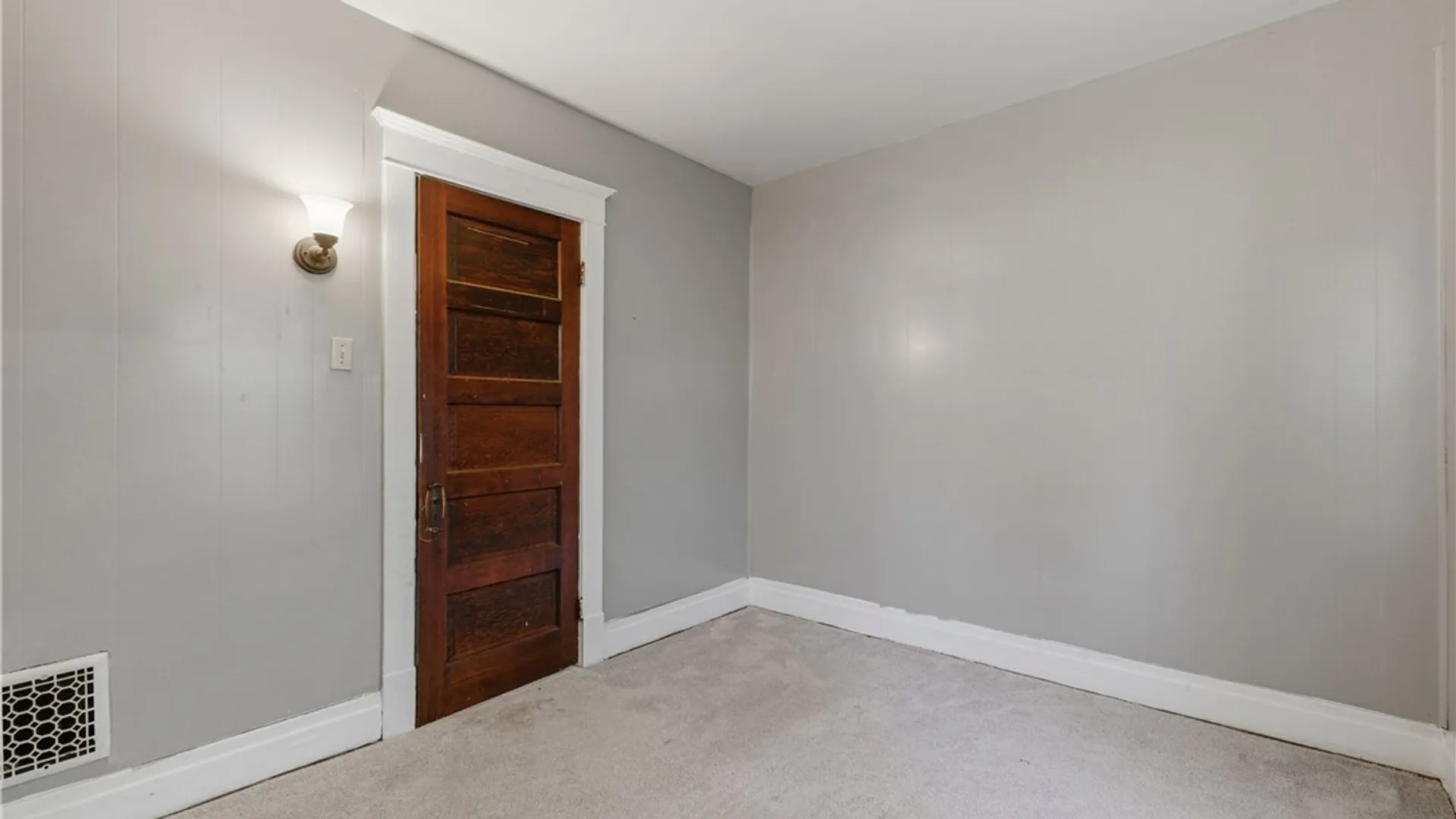 Property at 40 Wakefield Avenue, Buffalo, NY 14214 16