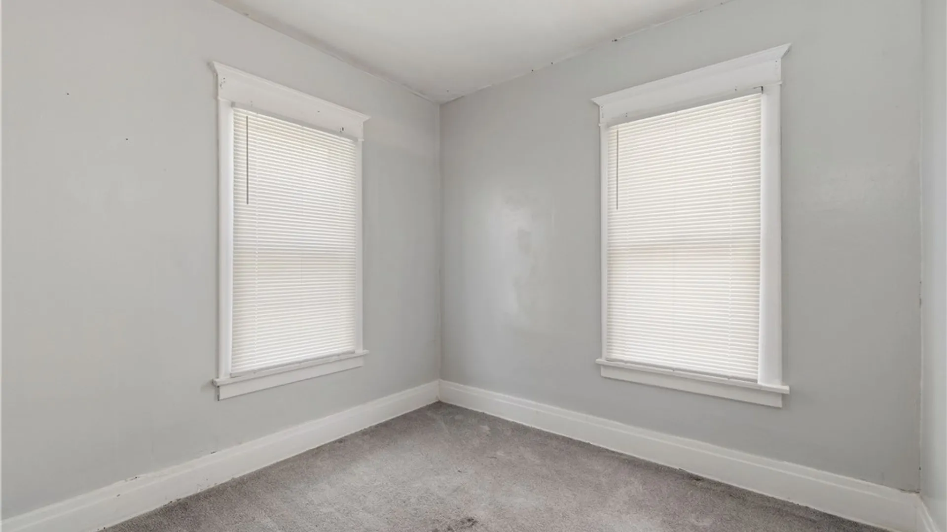 Property at 40 Wakefield Avenue, Buffalo, NY 14214 20