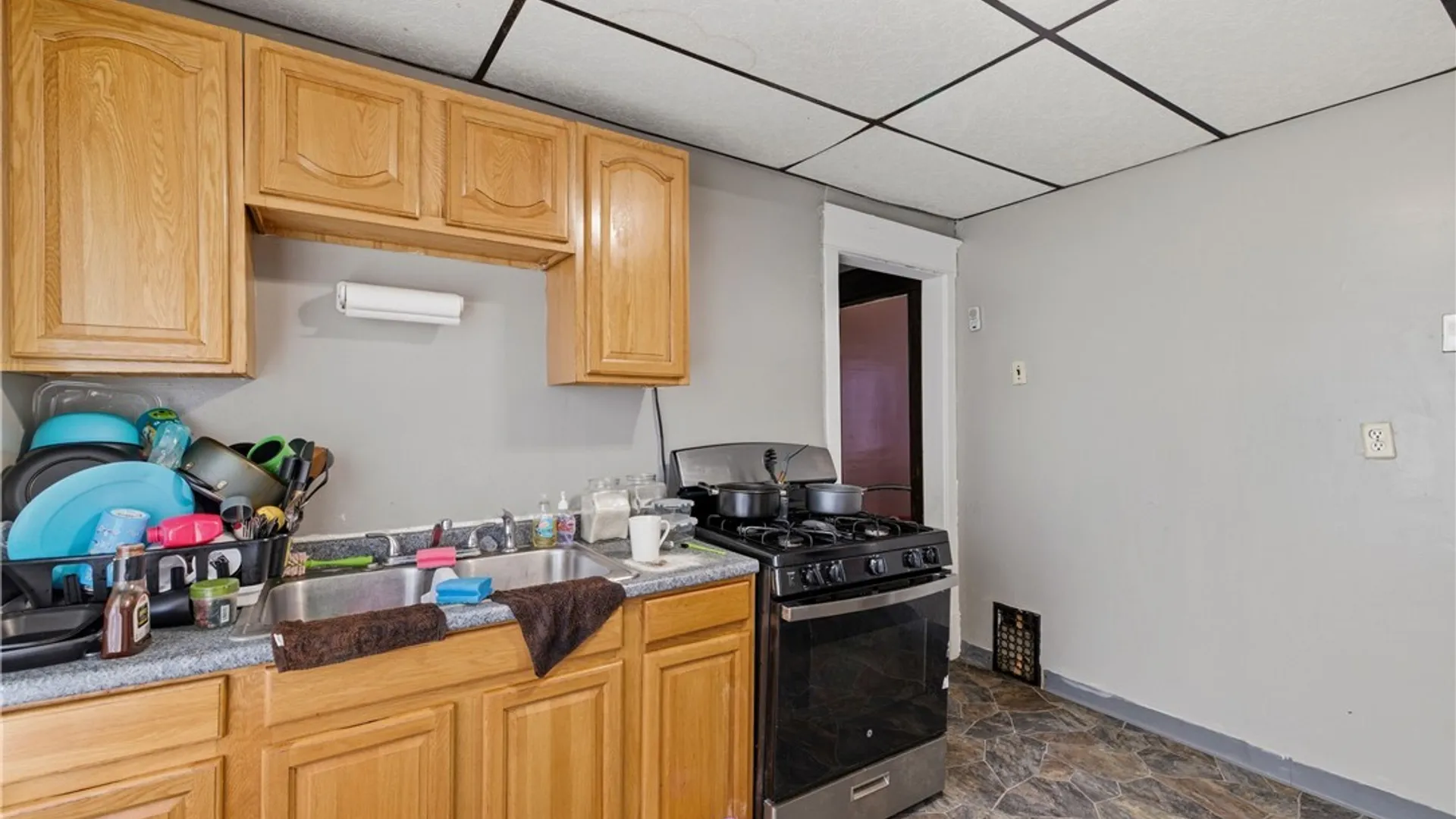 Property at 40 Wakefield Avenue, Buffalo, NY 14214 37