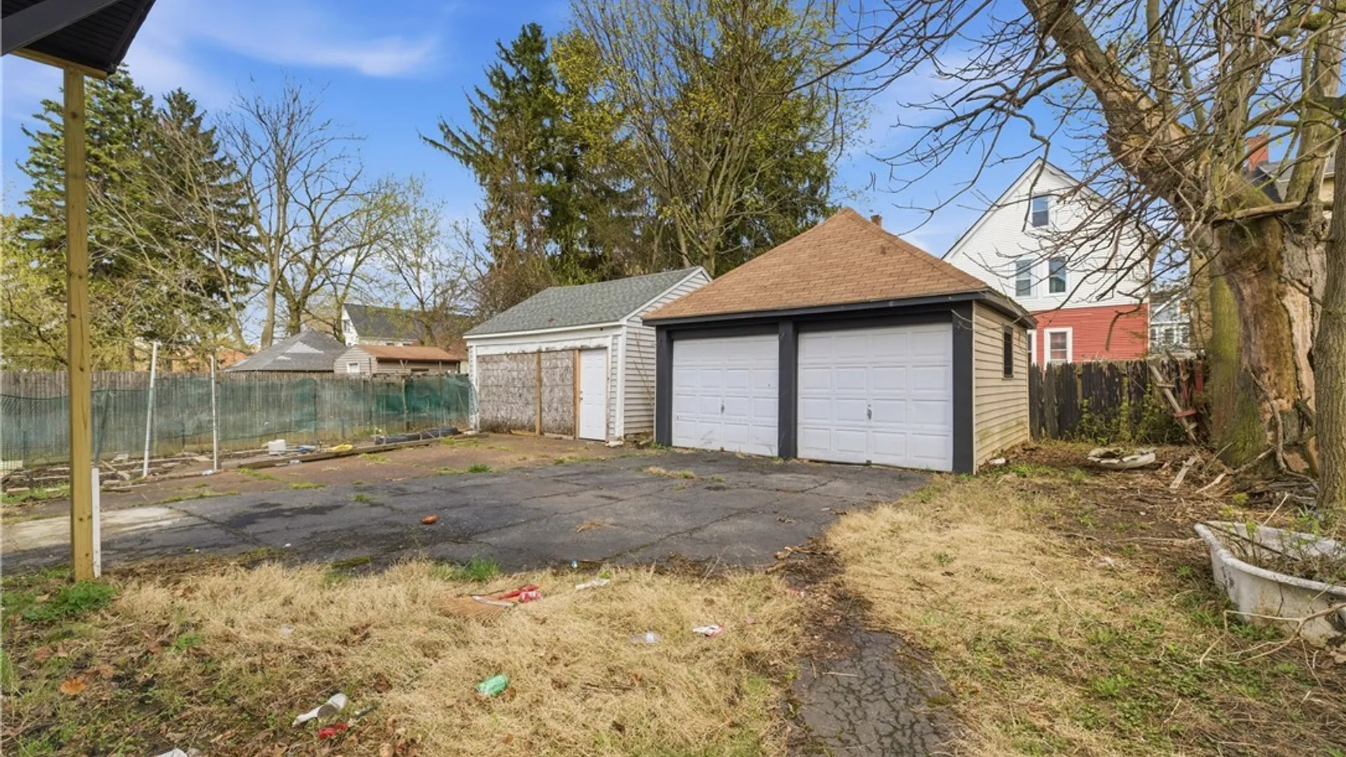 Property at 40 Wakefield Avenue, Buffalo, NY 14214 6