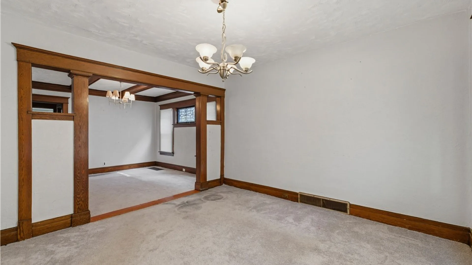 Property at 40 Wakefield Avenue, Buffalo, NY 14214 7