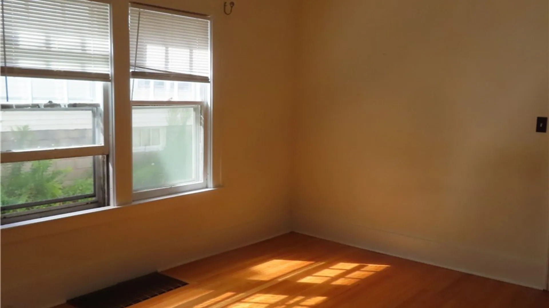 Property at 105-107 Twin Hills Drive, Syracuse, NY 13207 4