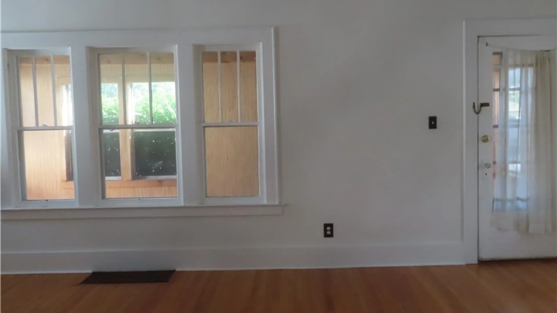 Property at 105-107 Twin Hills Drive, Syracuse, NY 13207 5