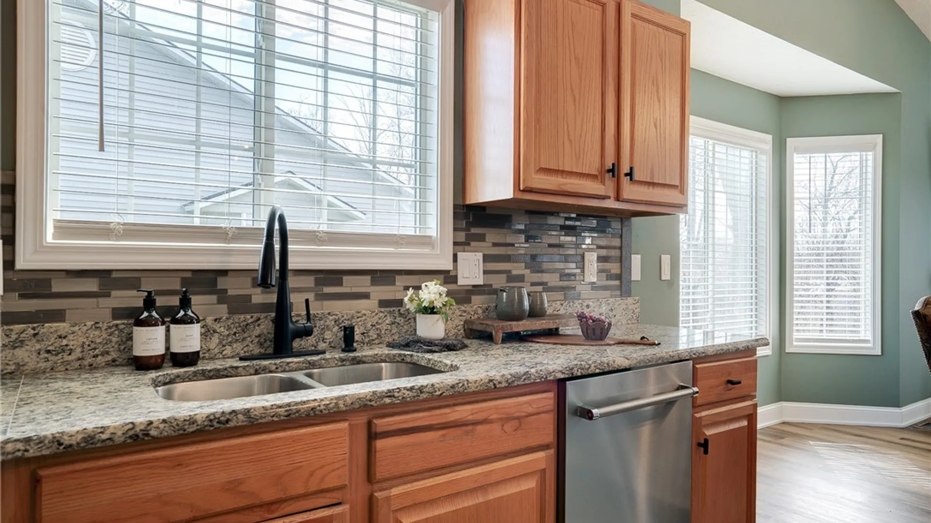 Property at 8785 New Country Drive, Cicero, NY 13039 11