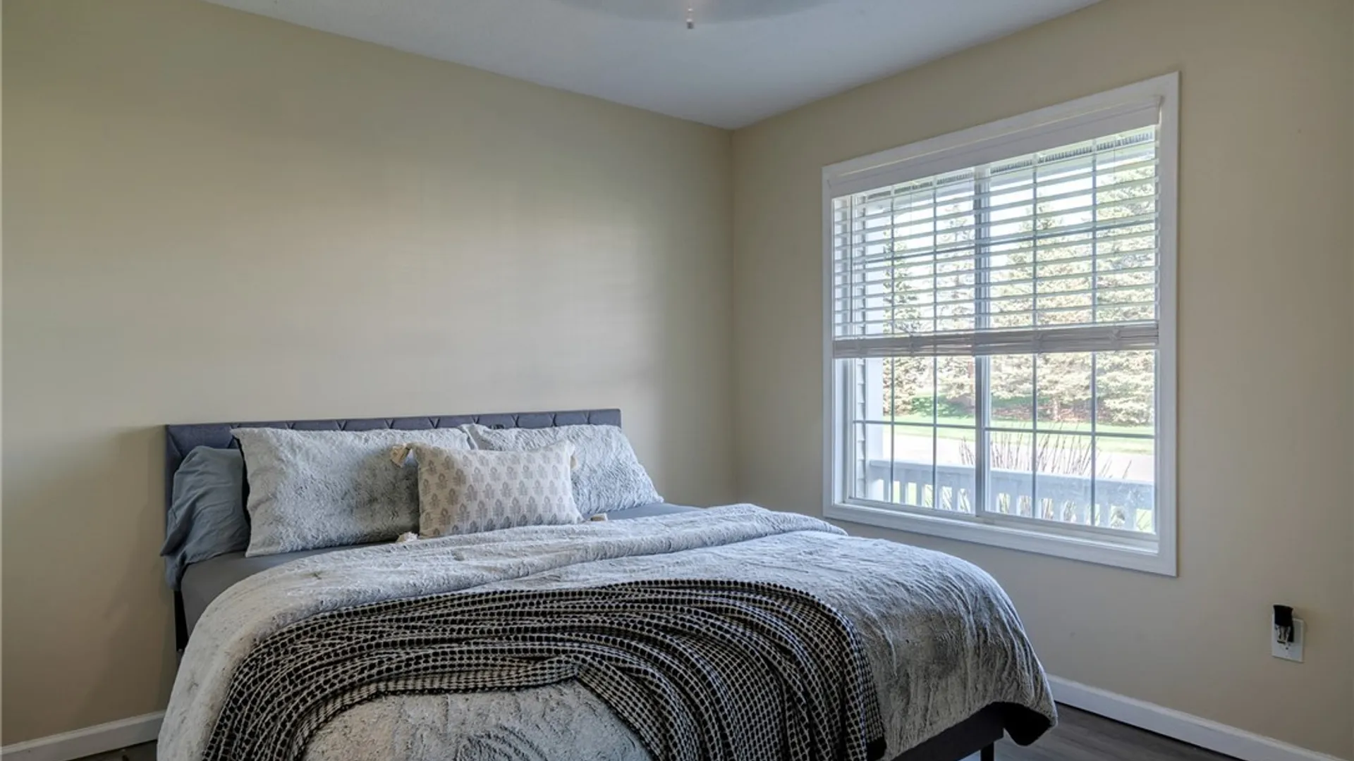 Property at 8785 New Country Drive, Cicero, NY 13039 23