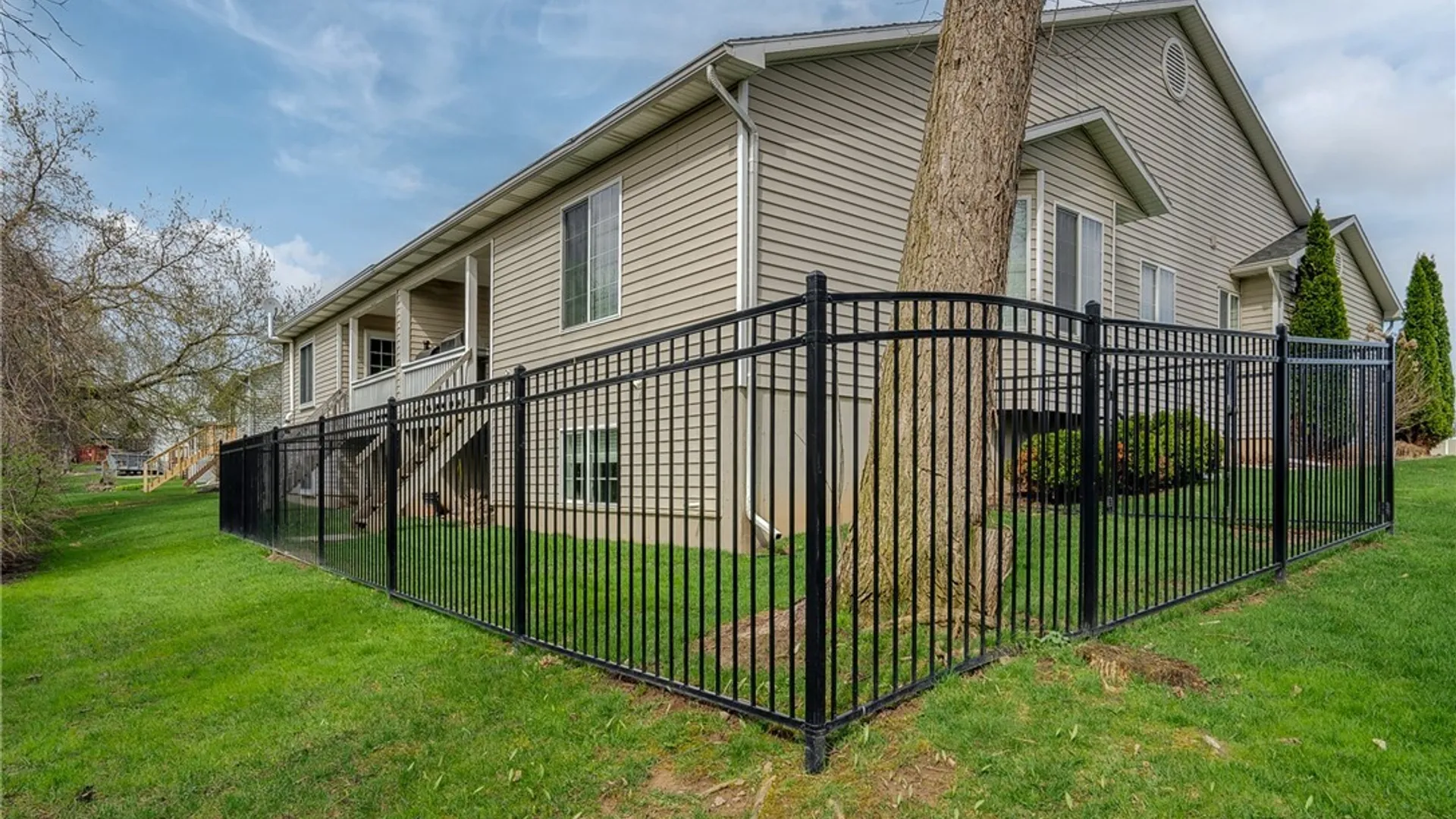 Property at 8785 New Country Drive, Cicero, NY 13039 36