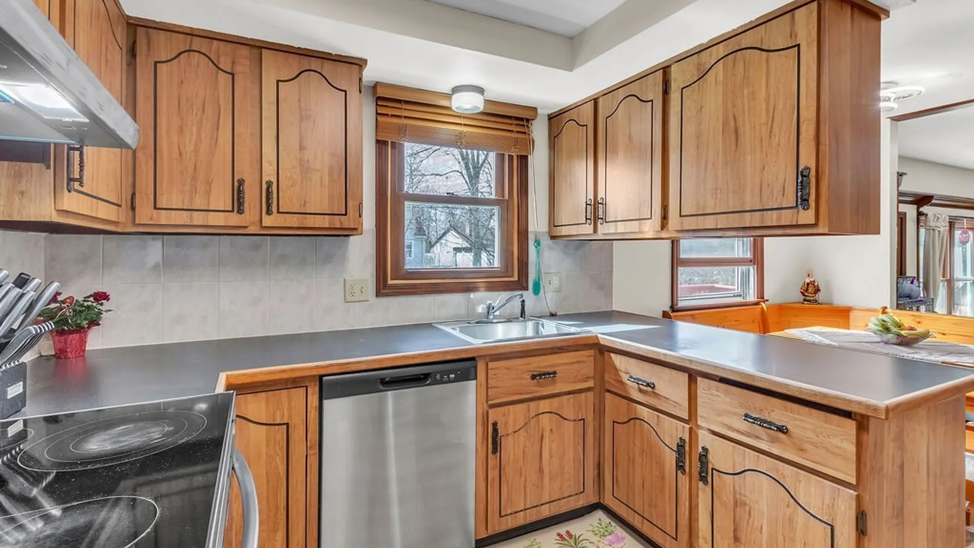 Property at 223 Klein Road, Amherst, NY 14221 26