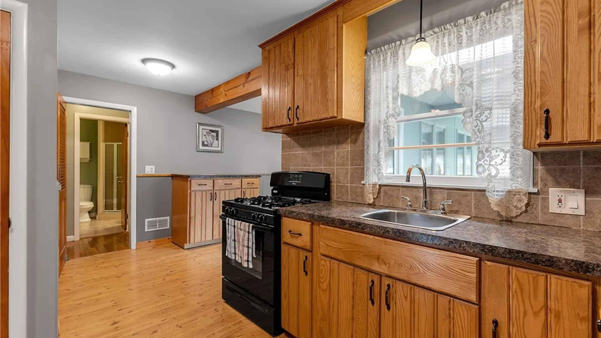 Property at 1049 Lawrence Avenue, Aurora, NY 14052 13
