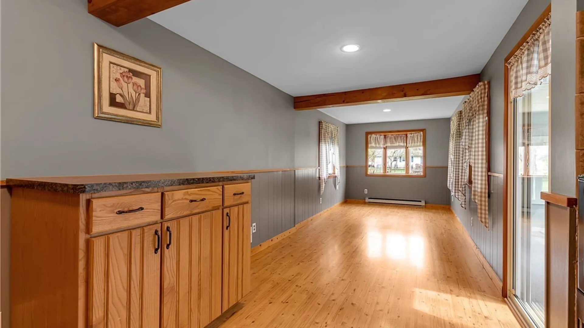 Property at 1049 Lawrence Avenue, Aurora, NY 14052 14