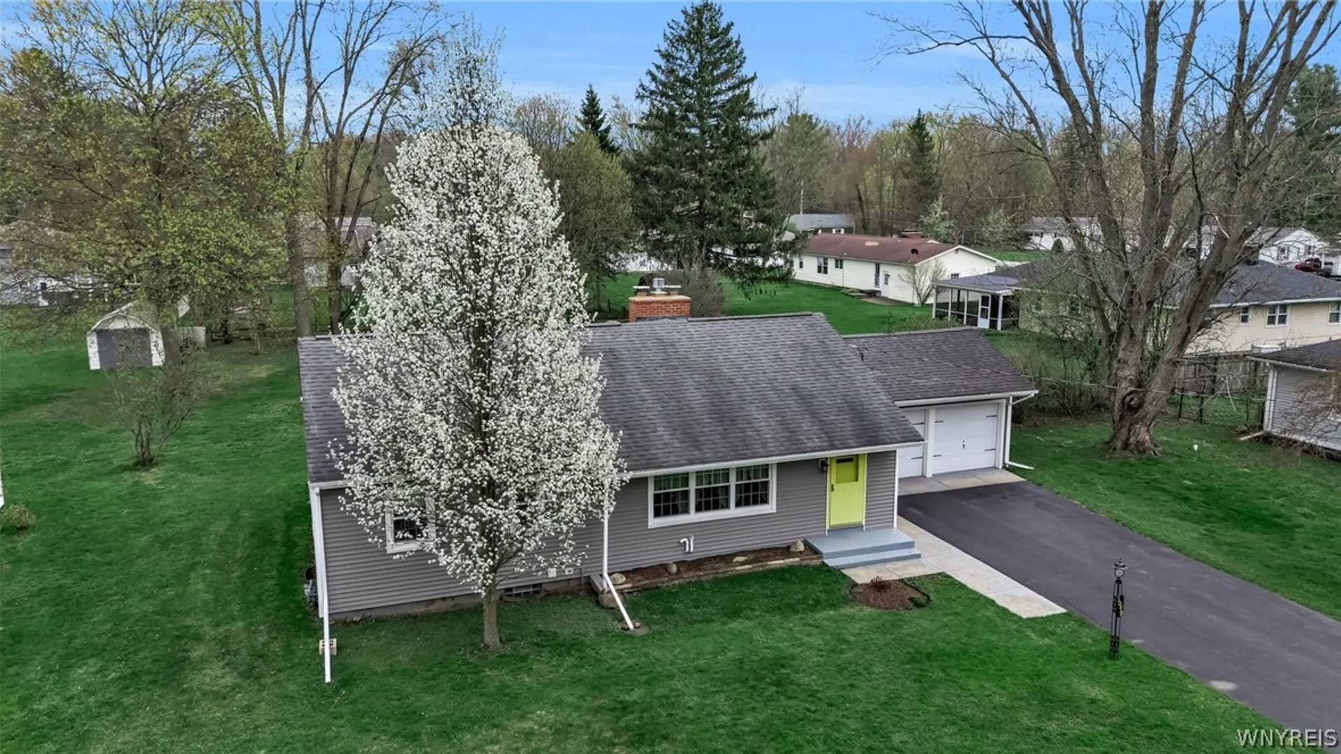 Property at 1049 Lawrence Avenue, Aurora, NY 14052 3