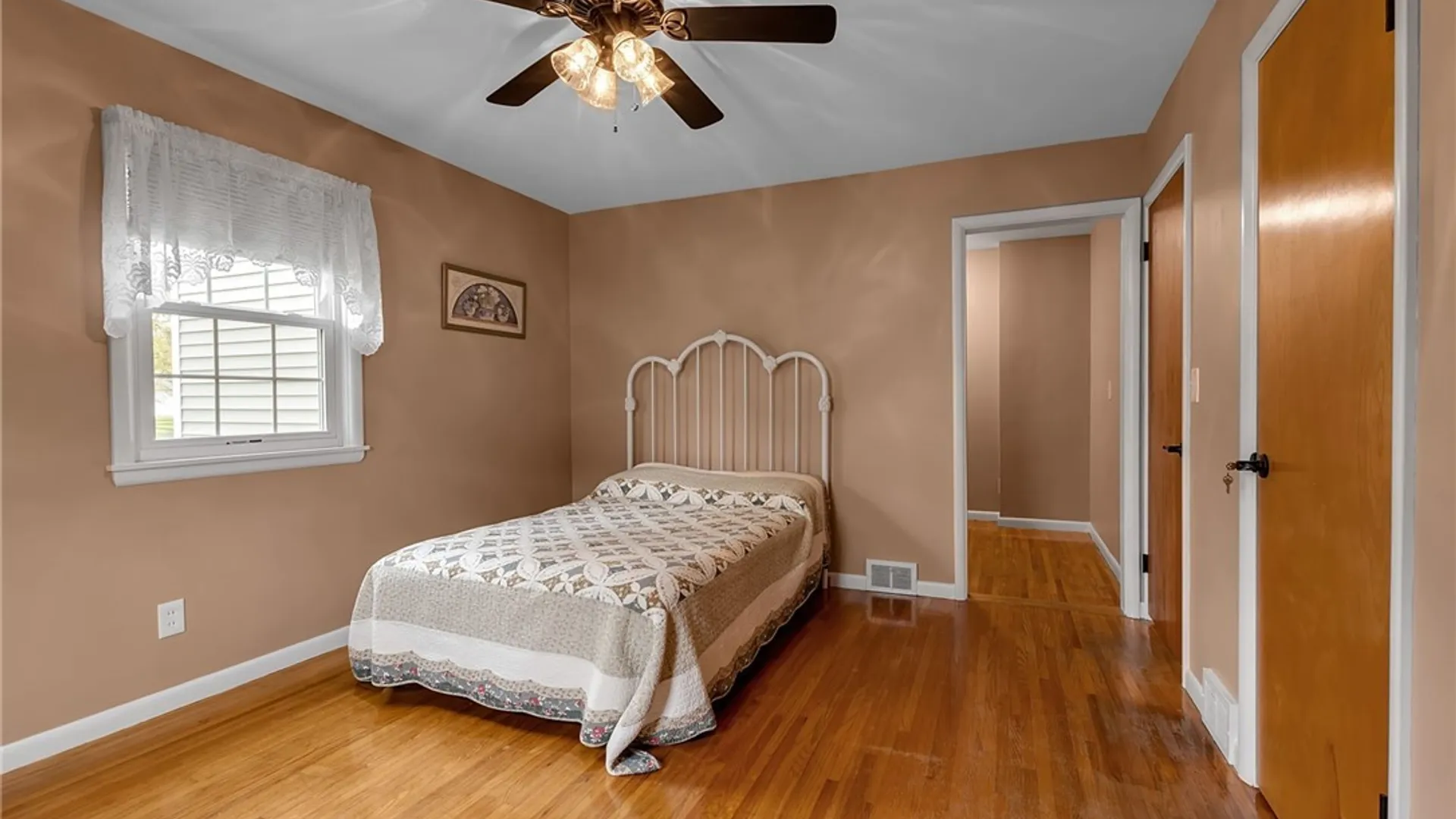 Property at 1049 Lawrence Avenue, Aurora, NY 14052 32