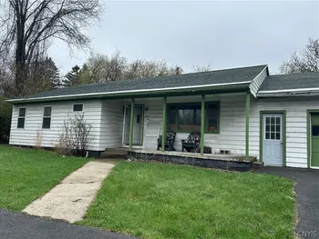 474 Seneca trnpke Turnpike, Syracuse, NY 13205