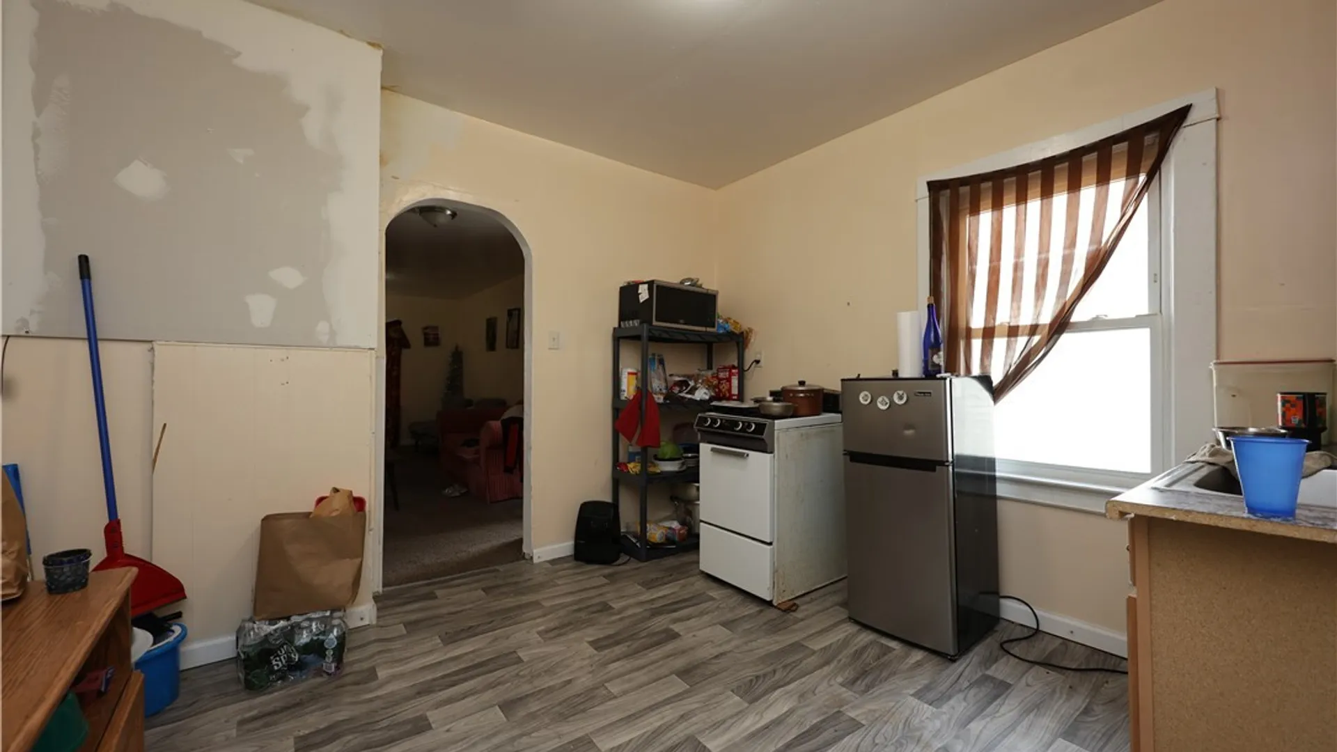 Property at 1655 South Avenue, Niagara Falls, NY 14305 12