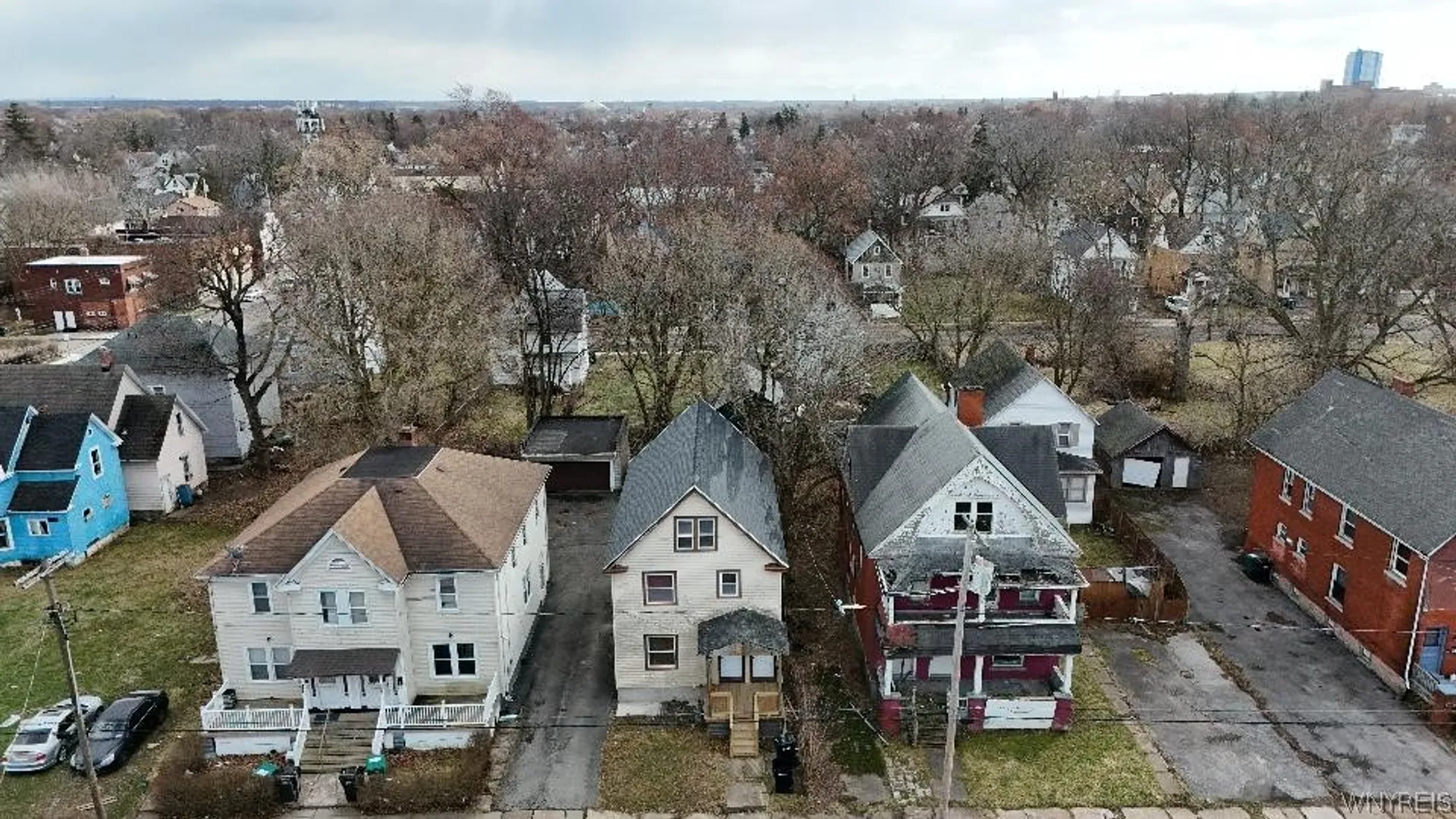 Property at 1655 South Avenue, Niagara Falls, NY 14305 2