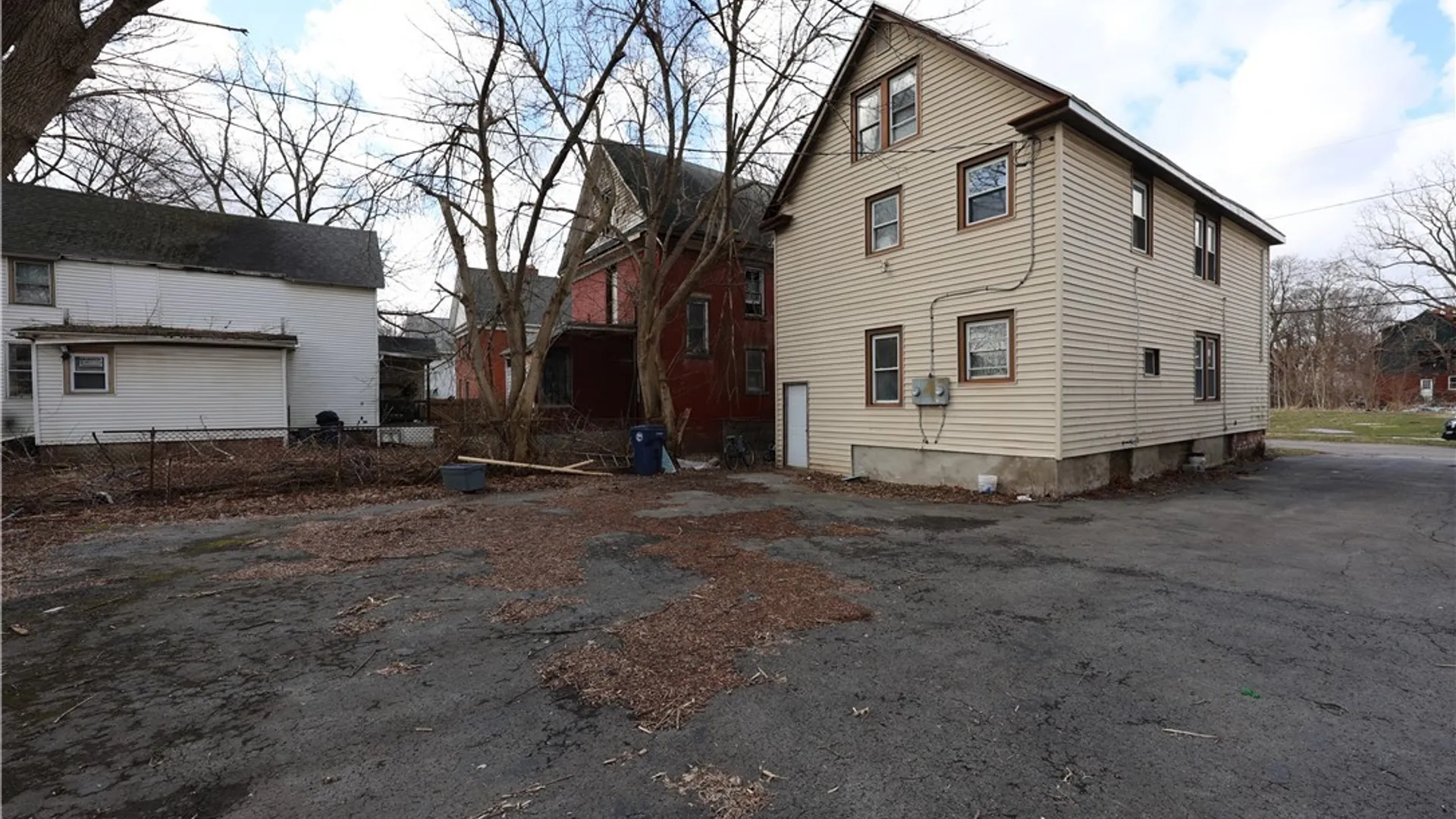 Property at 1655 South Avenue, Niagara Falls, NY 14305 5