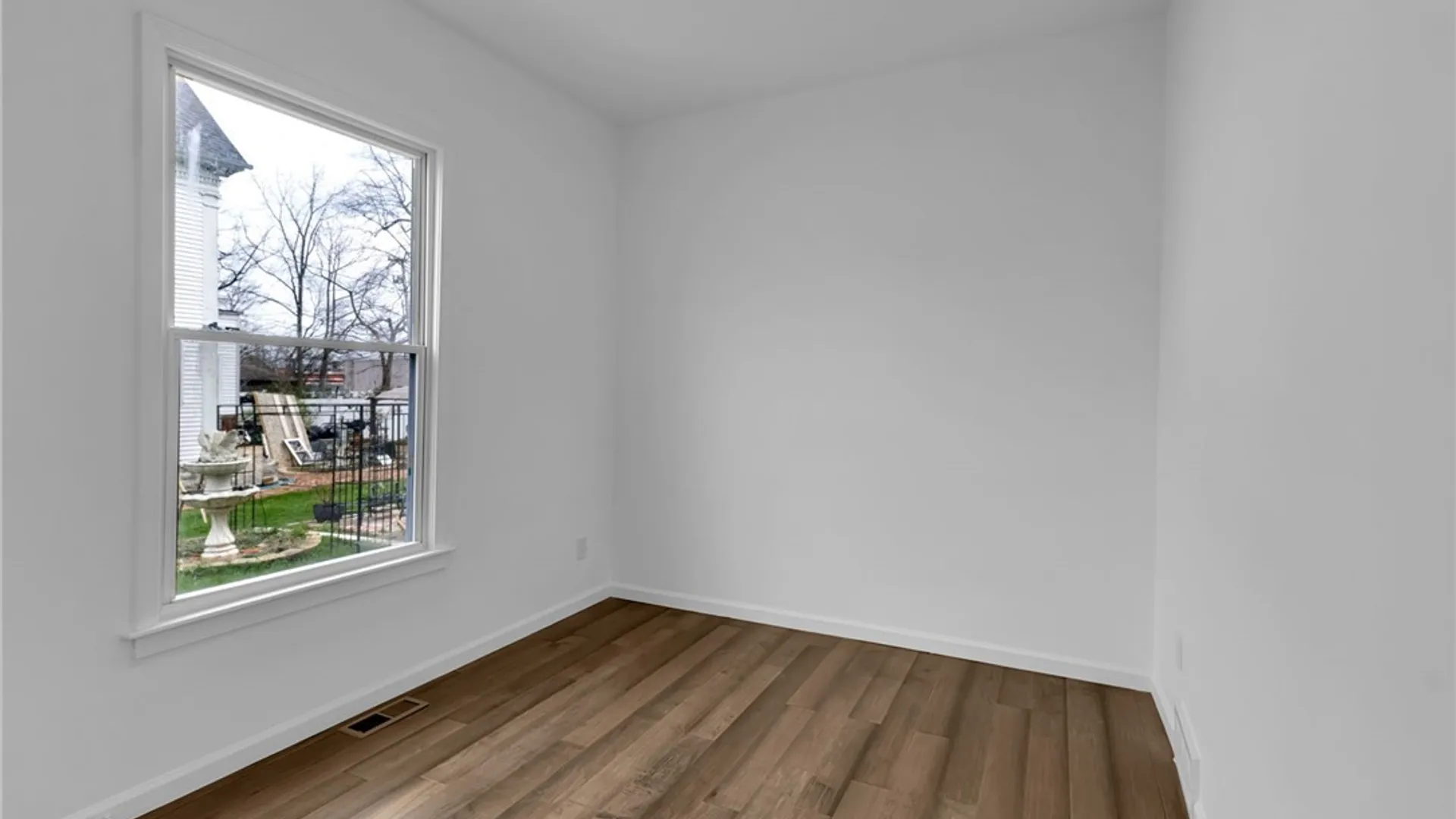 Property at 23 Oxford Avenue, Buffalo, NY 14209 15