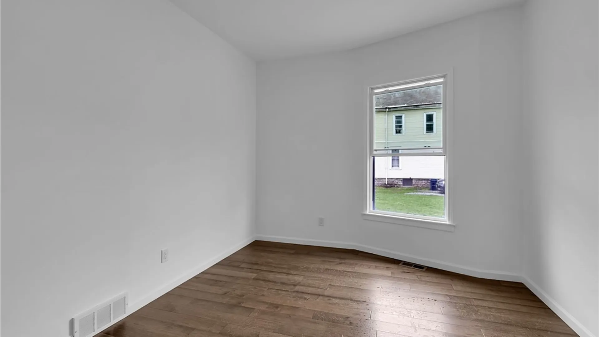 Property at 23 Oxford Avenue, Buffalo, NY 14209 19