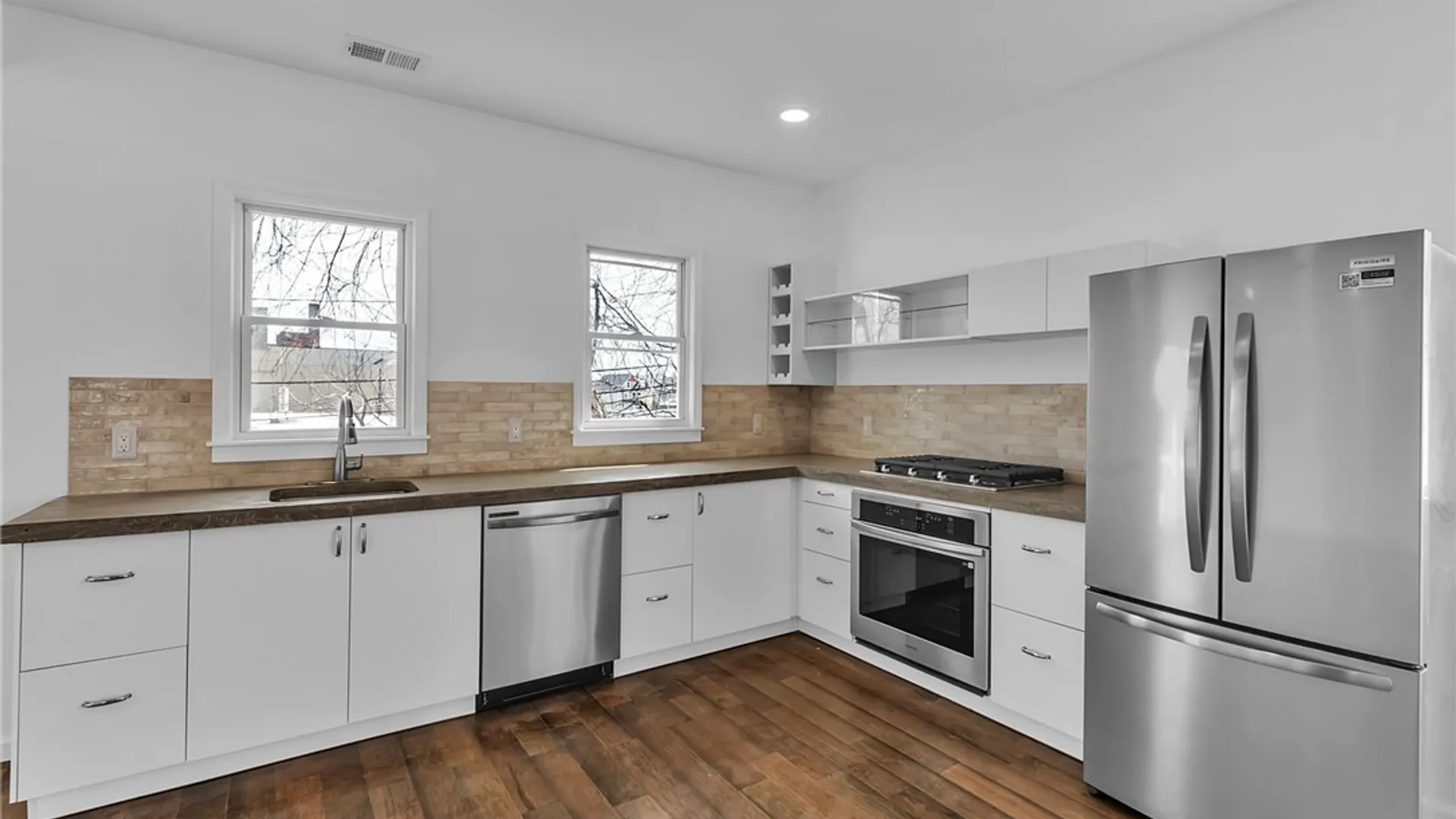 Property at 23 Oxford Avenue, Buffalo, NY 14209 27