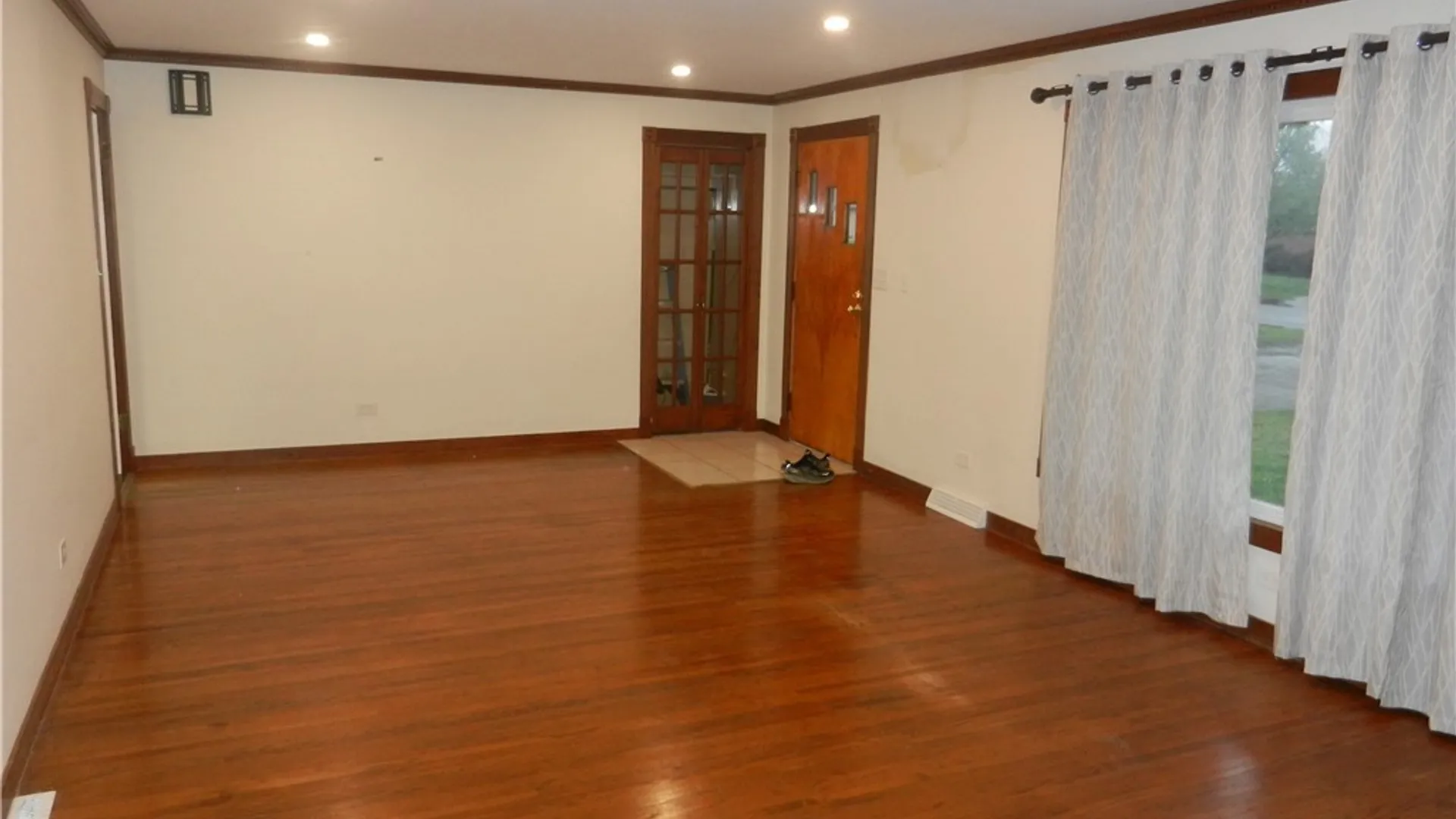 Property at 3988 Staley Drive, Hamburg, NY 14075 5