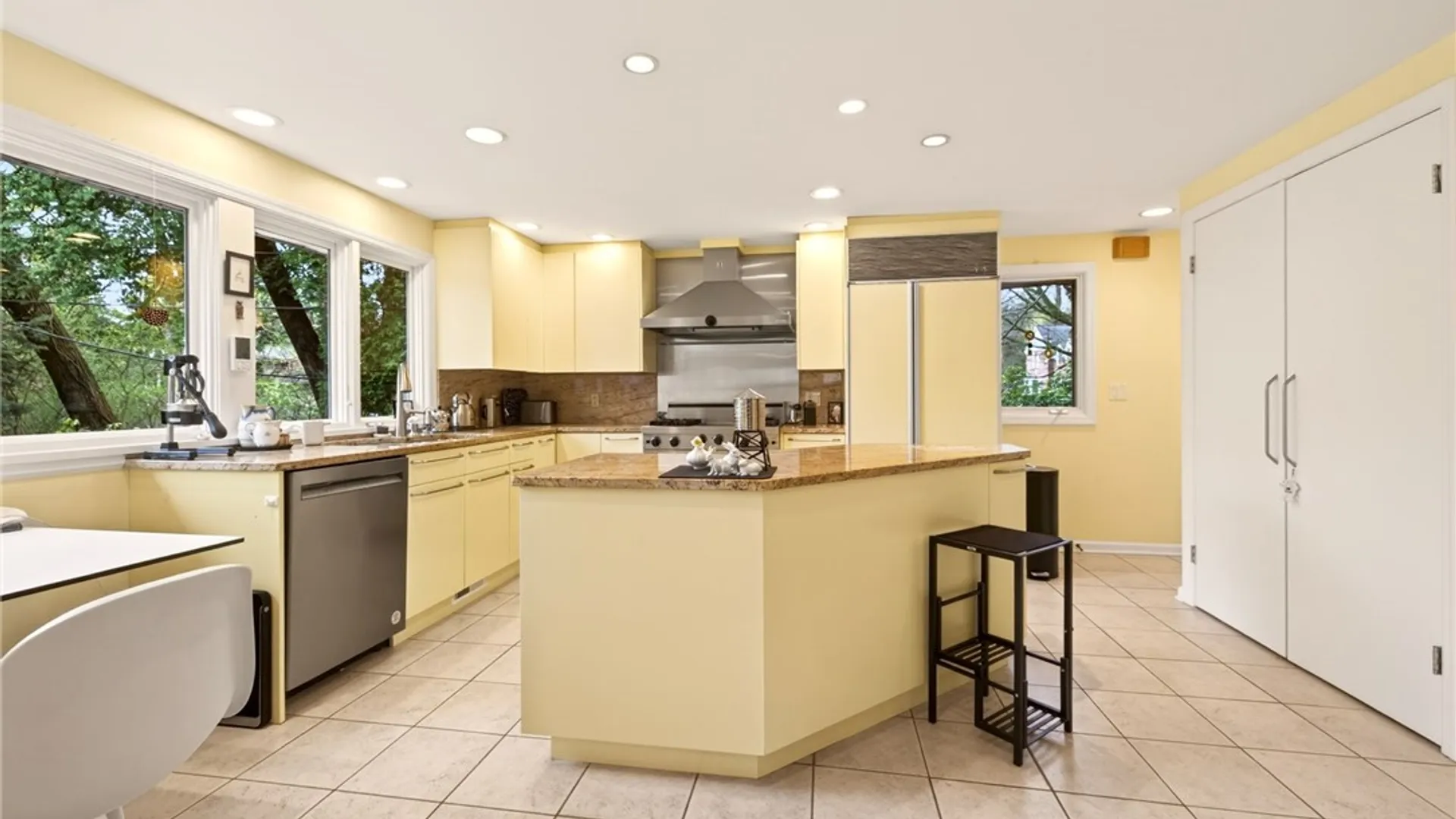 Property at 53 Golfside Parkway, Brighton, NY 14610 14