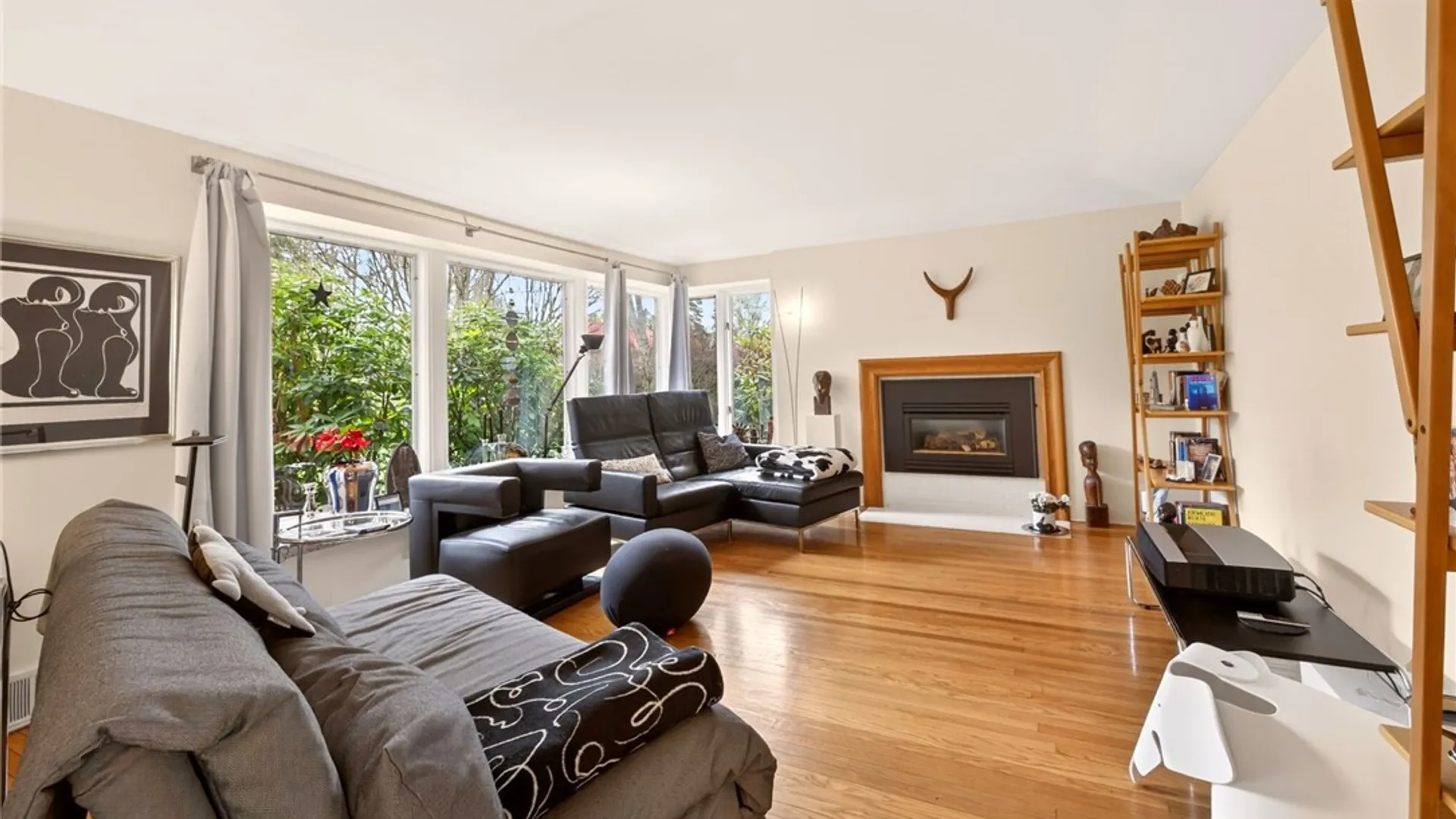 Property at 53 Golfside Parkway, Brighton, NY 14610 6