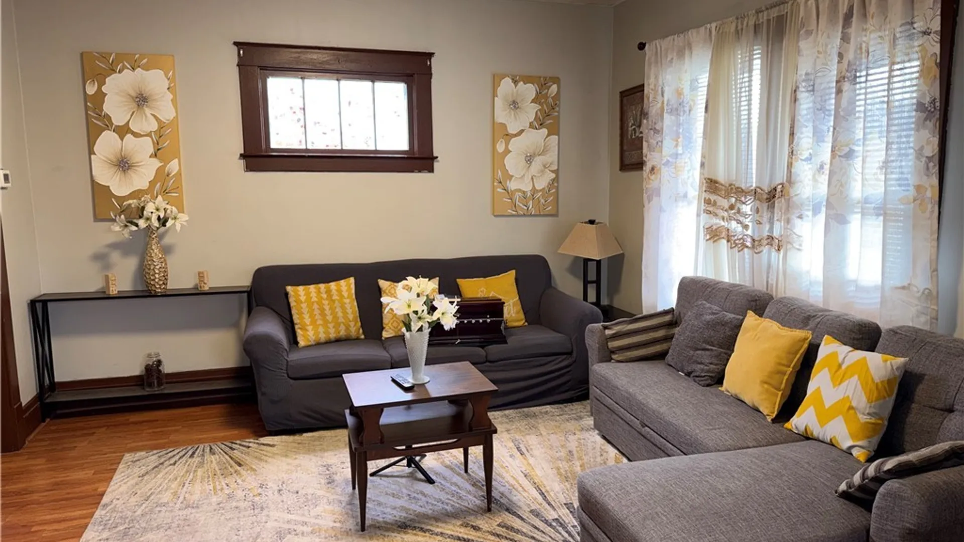 Property at 1616 Walnut Avenue, Niagara Falls, NY 14301 4