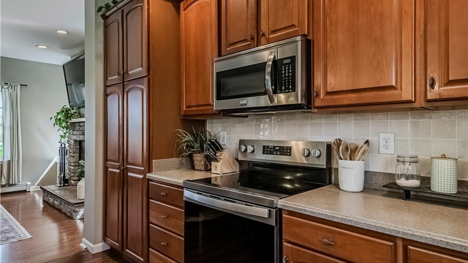 Property at 389 Warren Road, German Flatts, NY 13407 21