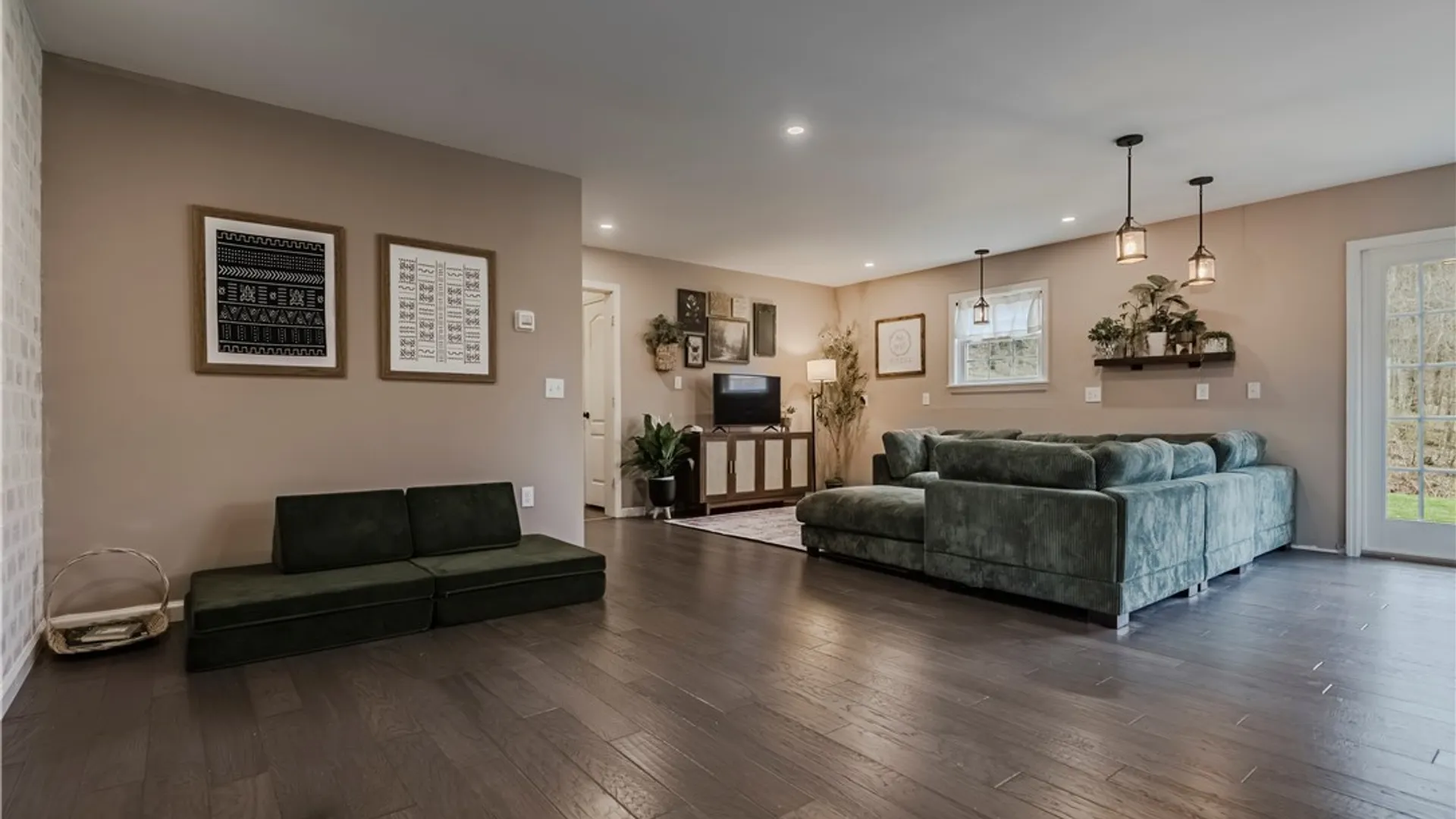 Property at 389 Warren Road, German Flatts, NY 13407 26