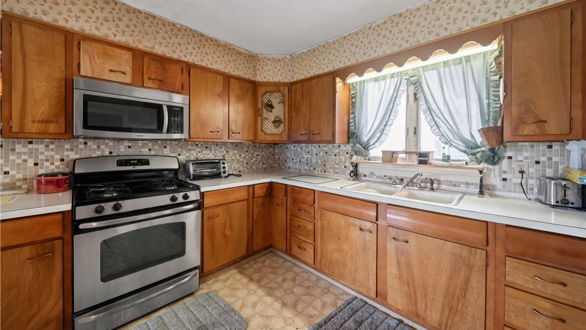 Property at 6272 Island Road, Cicero, NY 13039 18