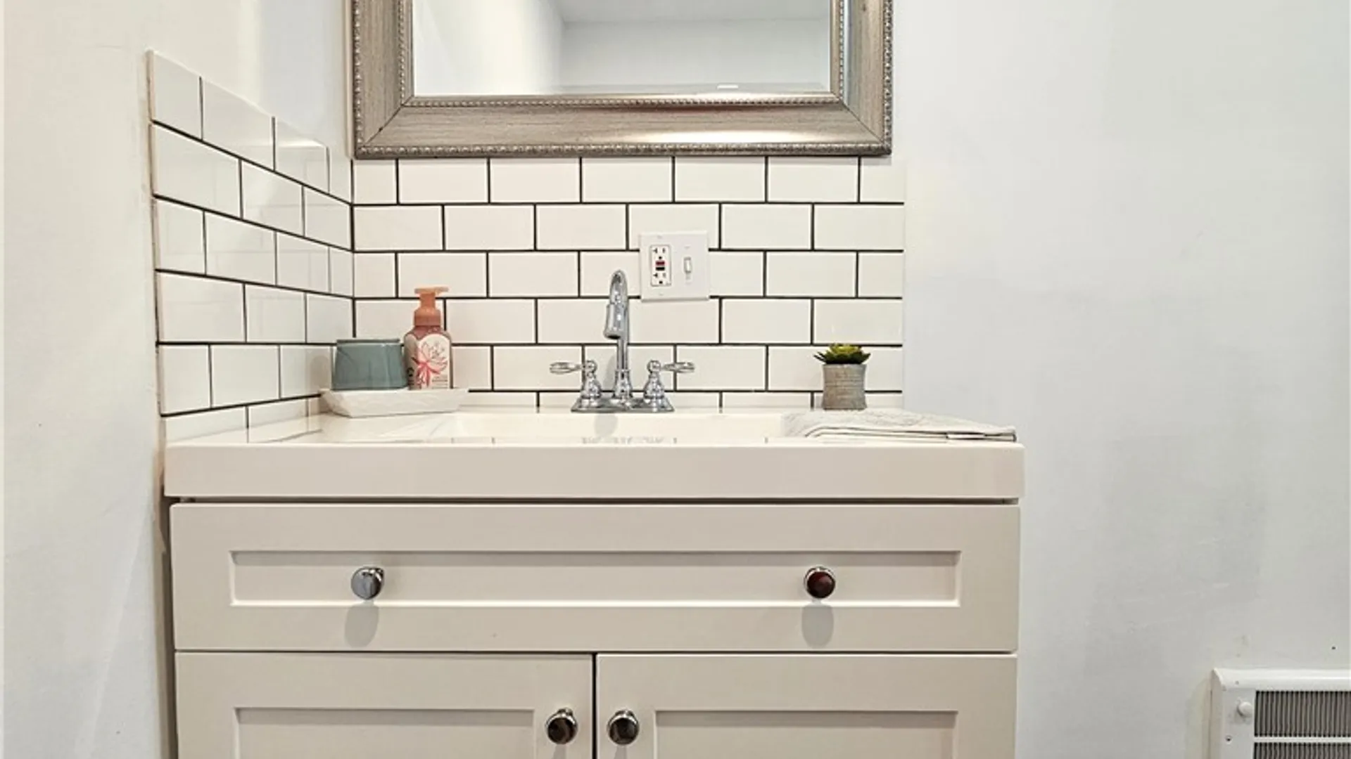 Property at 1102 Oak Street, Utica, NY 13502 17