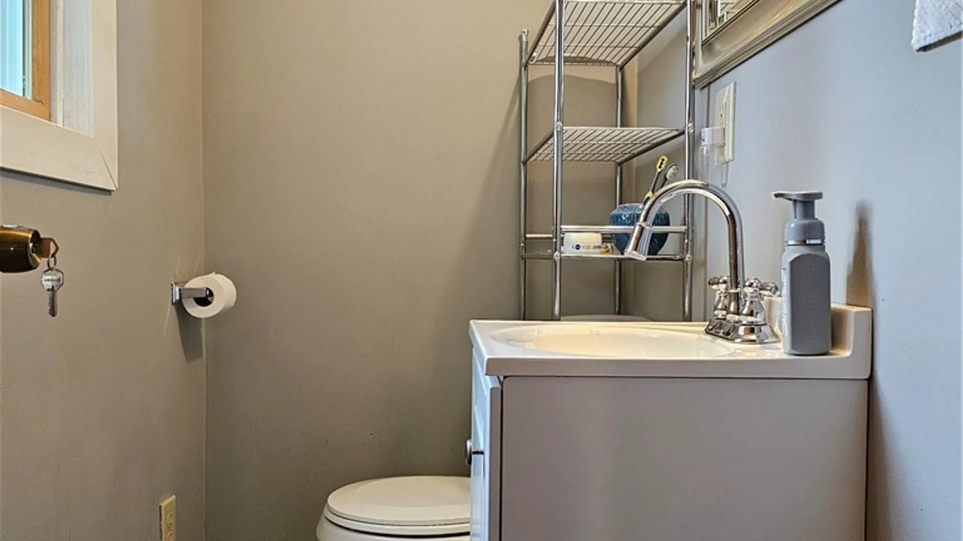 Property at 1102 Oak Street, Utica, NY 13502 28