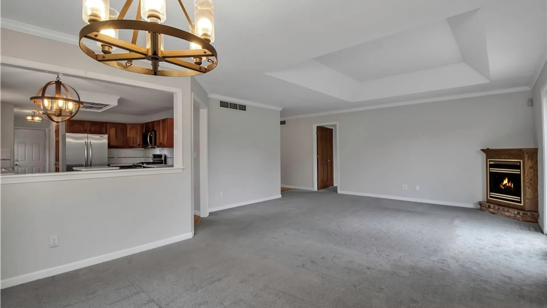 Property at 6 Saint Charles Court, Amherst, NY 14221 11