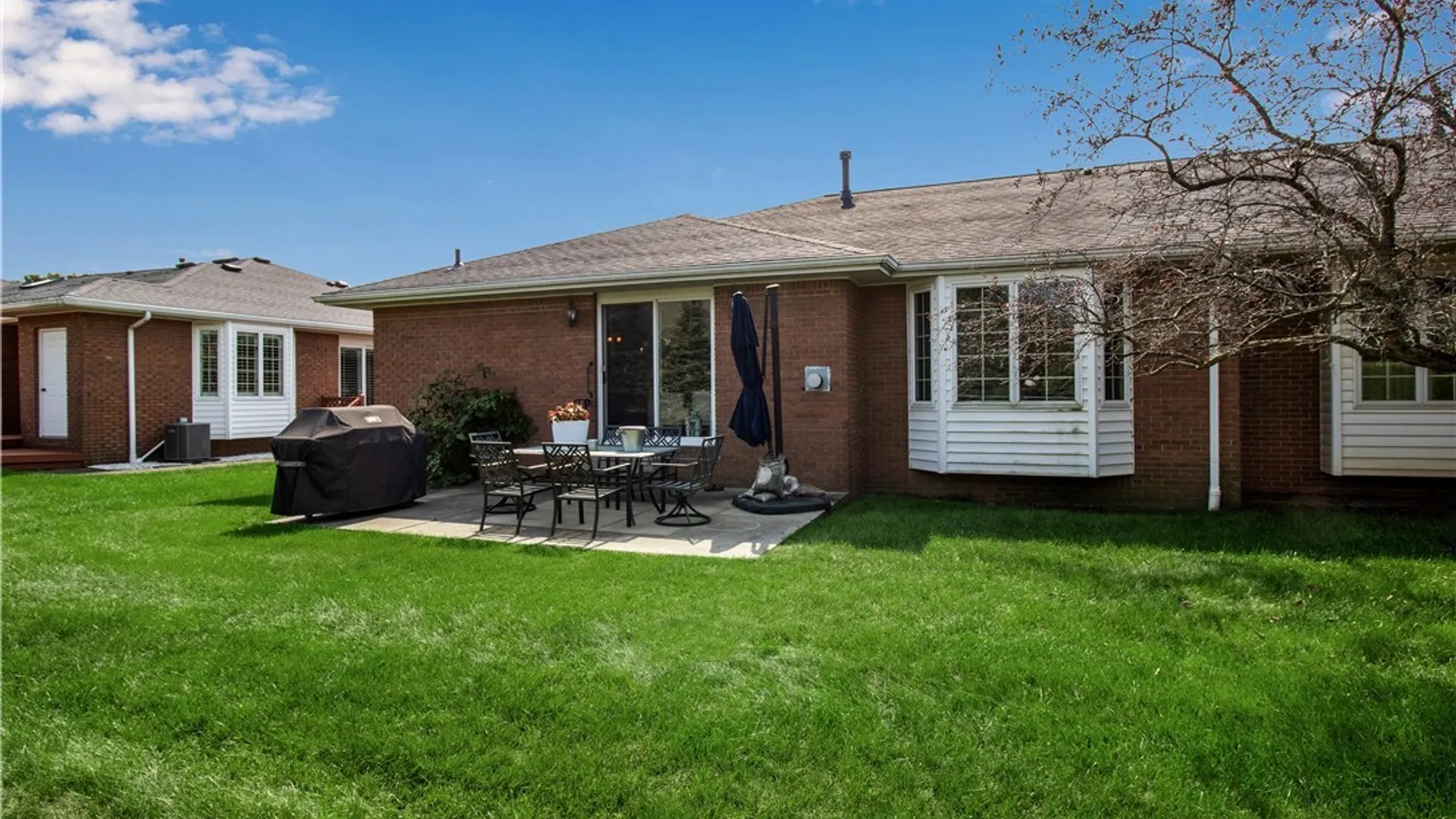 Property at 6 Saint Charles Court, Amherst, NY 14221 36