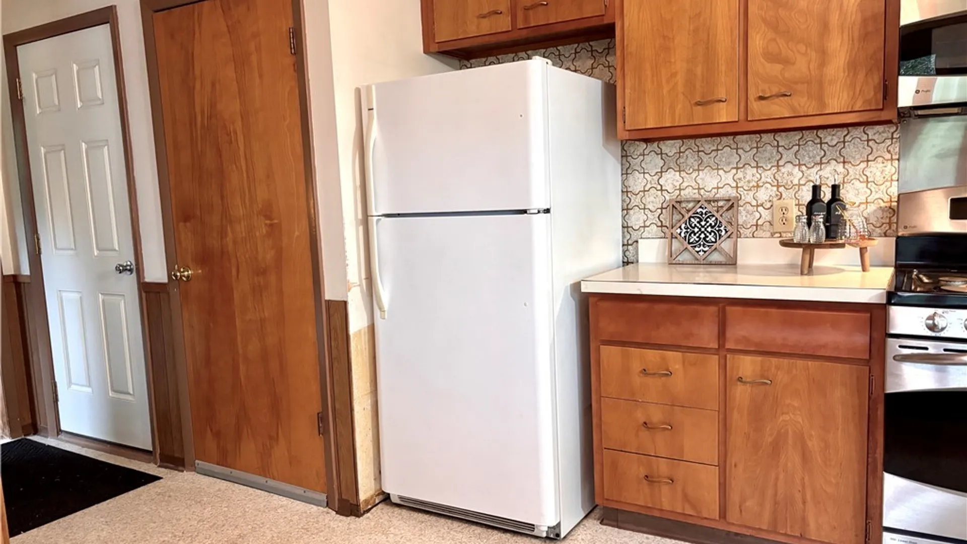 Property at 517 Tilden Avenue, Utica, NY 13501 14