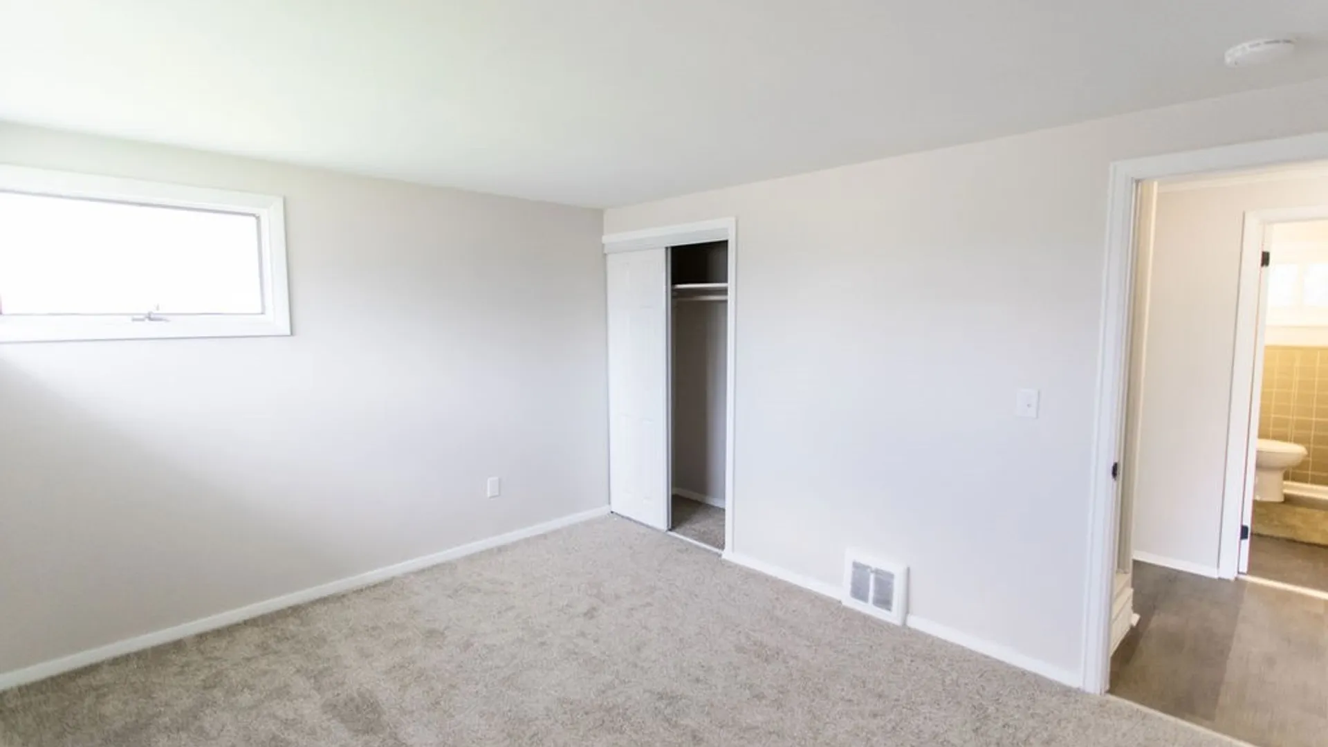 Property at 1101 Boulevard Street, Salina, NY 13211 12